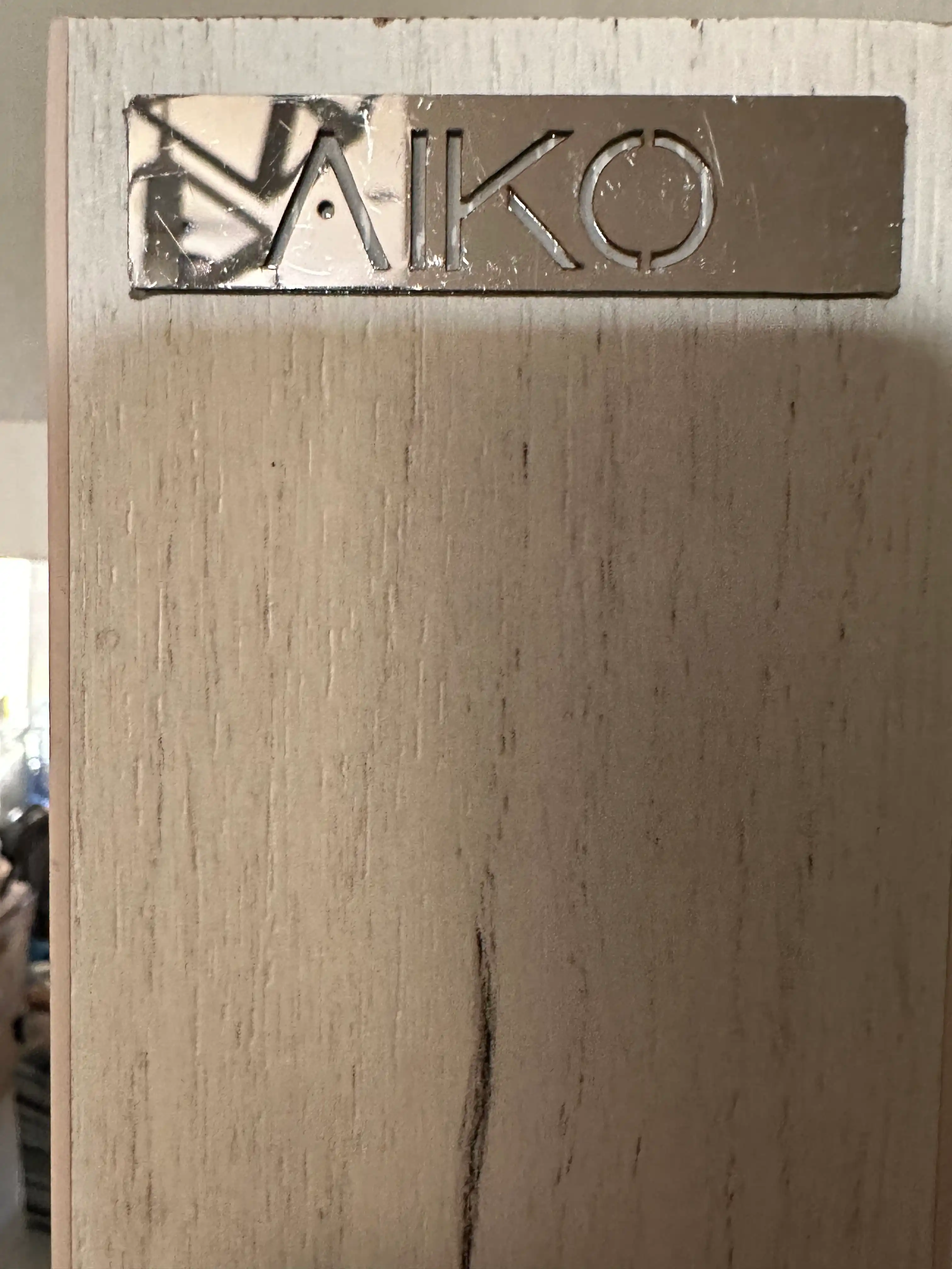 Шкаф в прихожую AIKO Artur, вешалка в прихожую комнату, прихожая