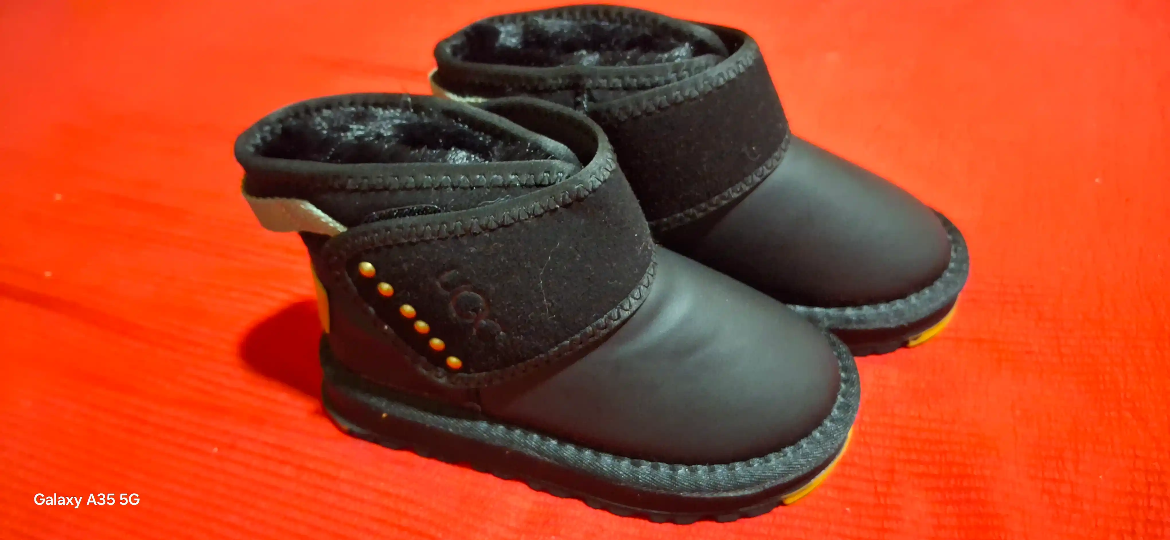 Qadamcha Shoes – Bolalar uchun qishki uggilar / etiklar