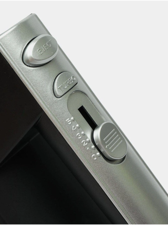 Кухонный ручной миксер LG, с турборежимом и 5 скоростями