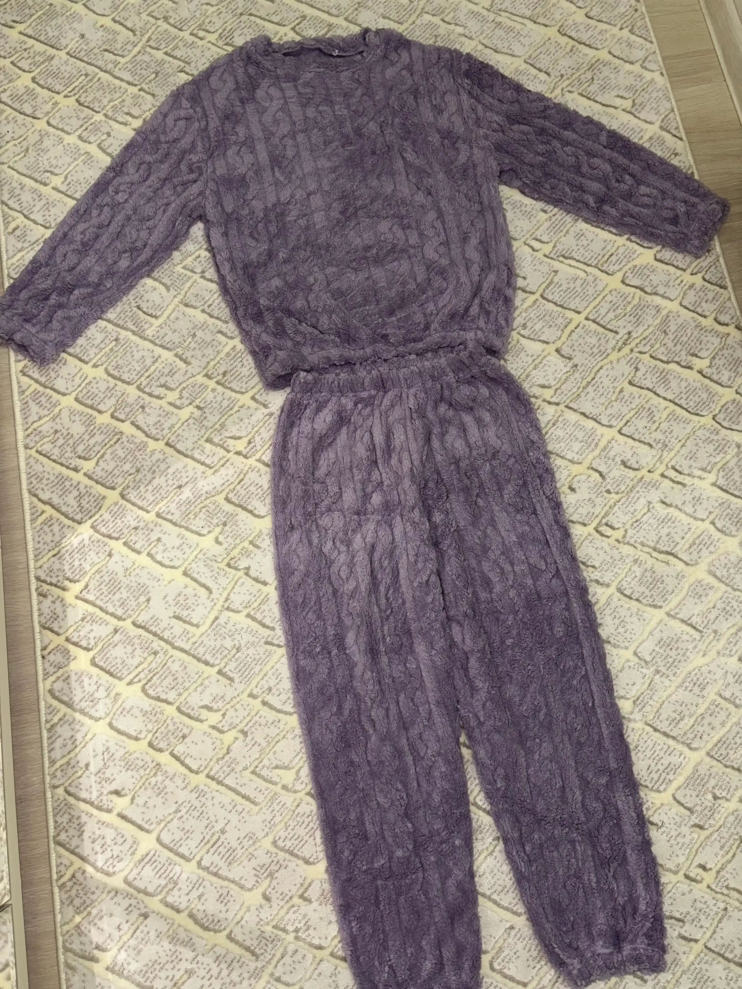 Ayollar va qizlar uchun issiq qishki flizli pijama dvoyka, komplekt shim, triko, kofta
