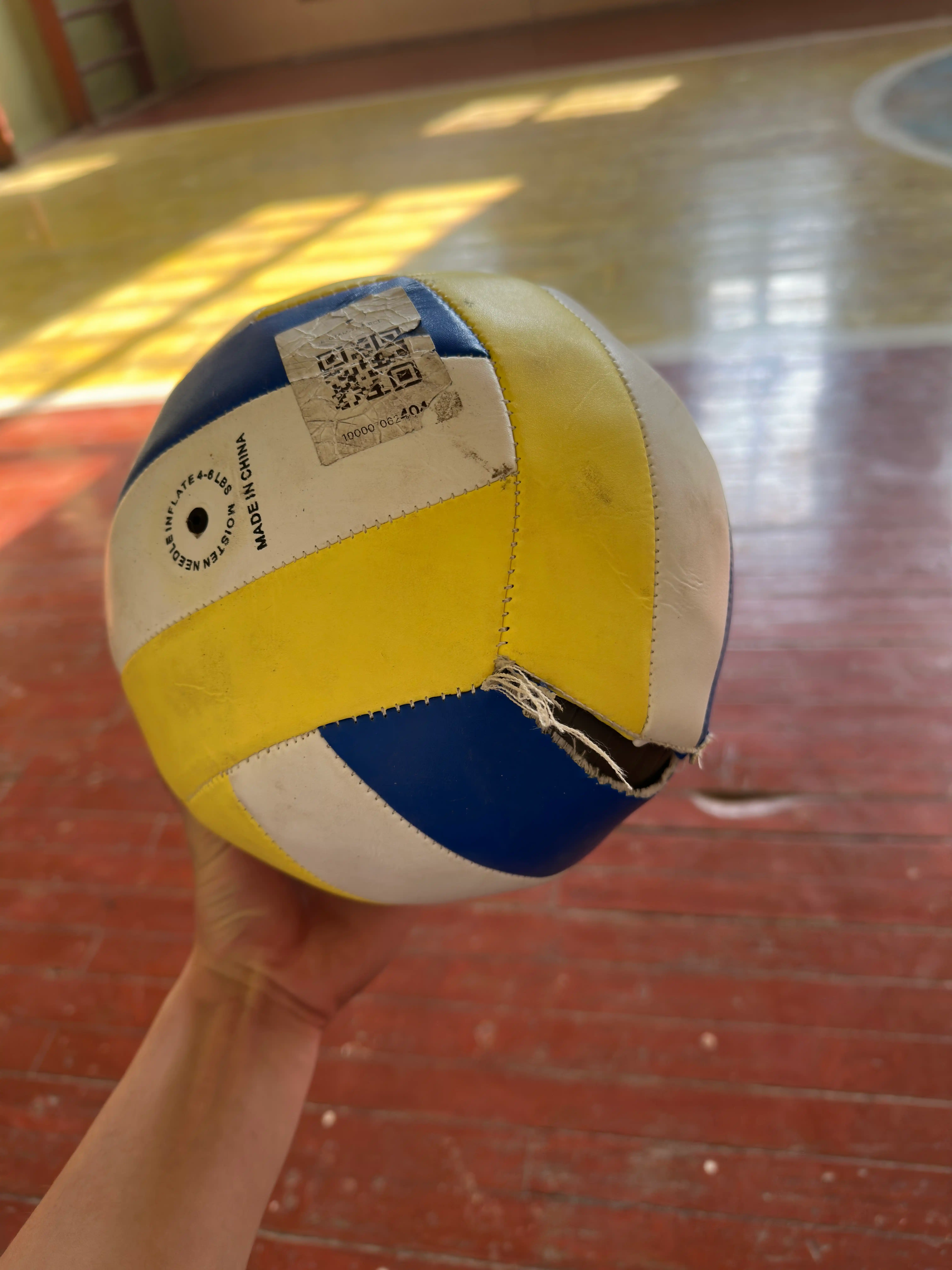 Voleybol to‘pi 5-o‘lcham – sport zali va plyaj uchun, professional daraja