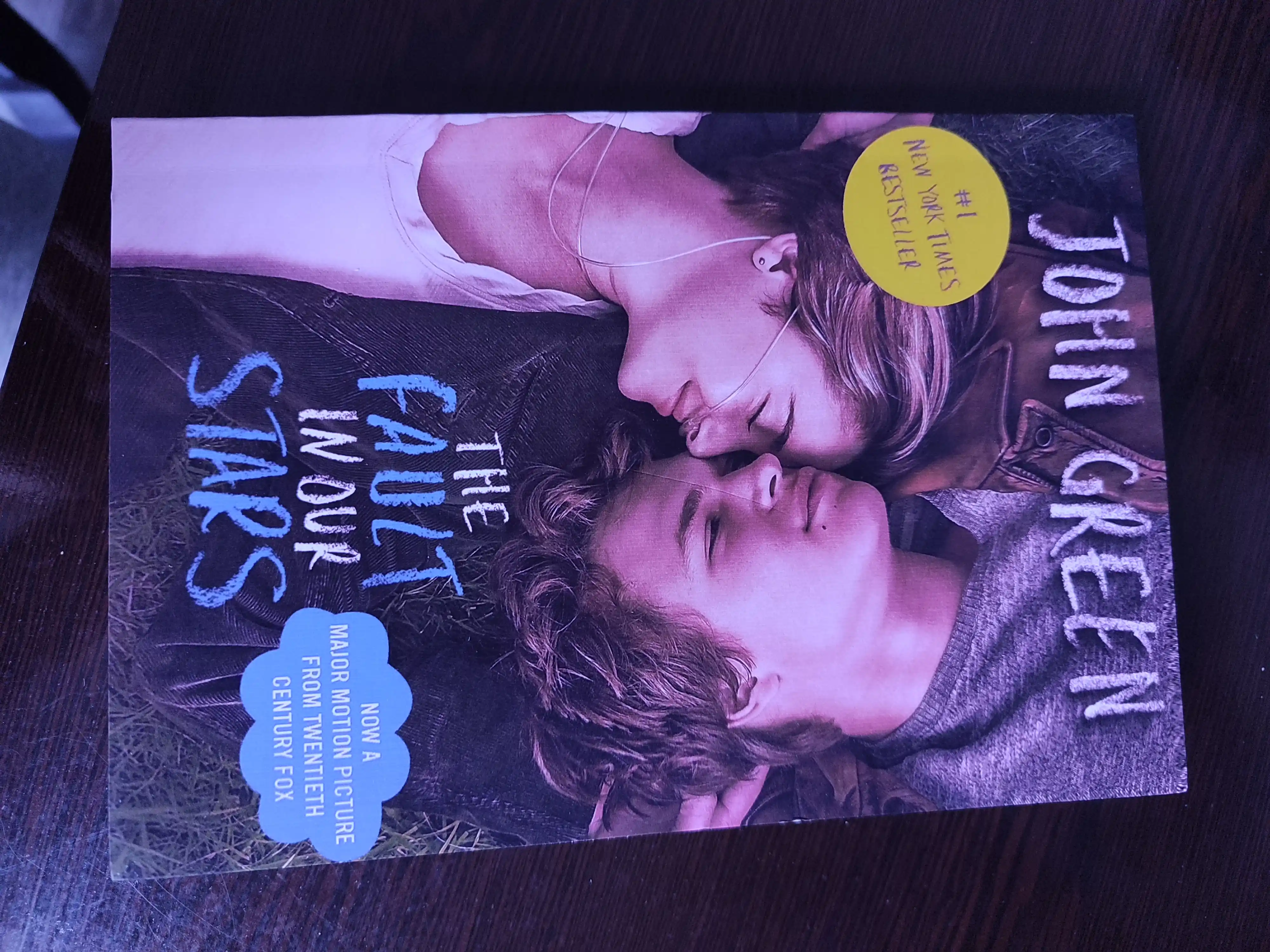 Kitob The fault in our stars, John Green, ingliz tilida