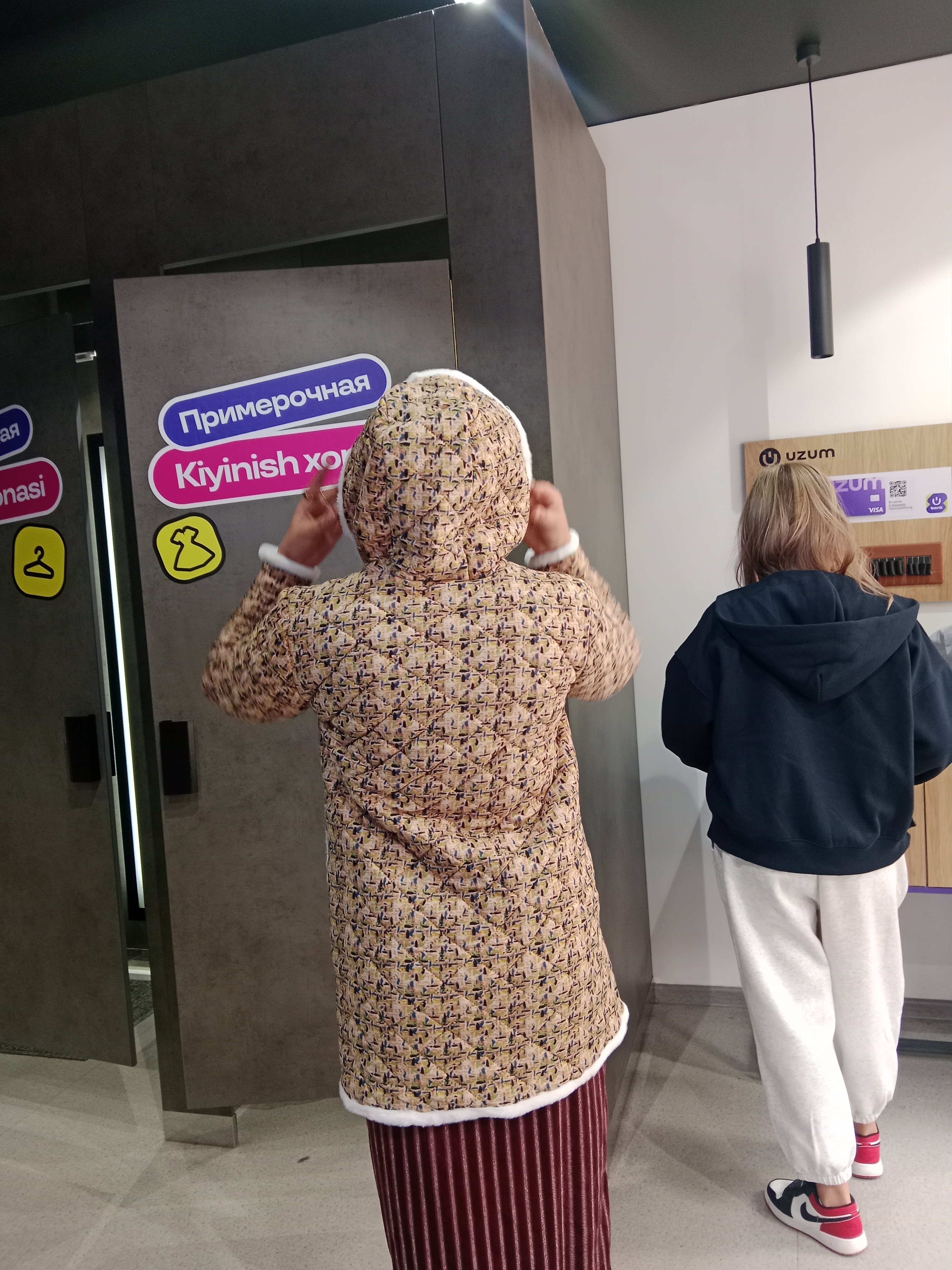 Ayollar uchun issiq qishki kurtka-palto milliy uslubda — mo‘ynali shuba-dublyonka, MALOMER