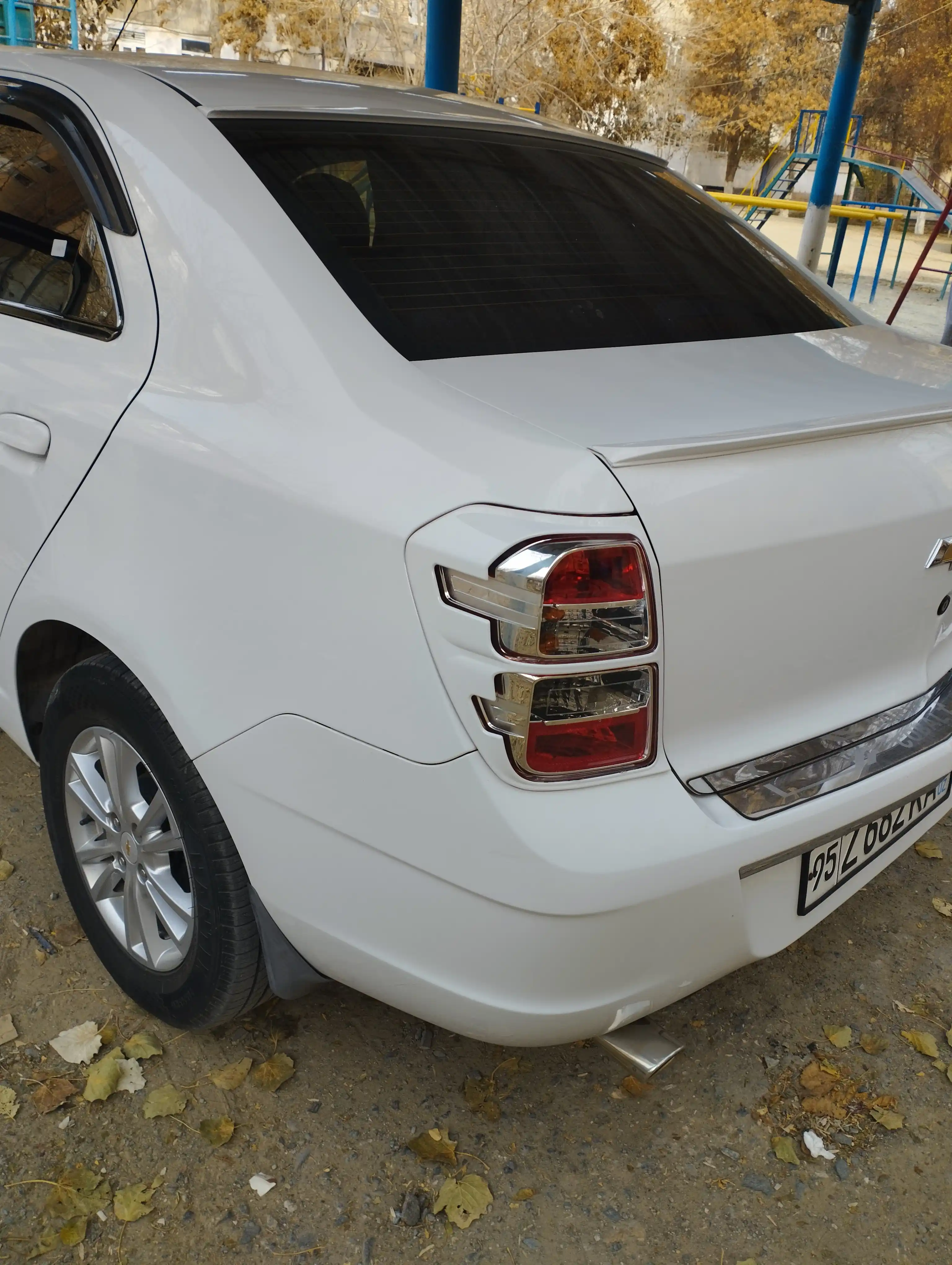 Накладки на задние фонари для Chevrolet Cobalt (комплект)