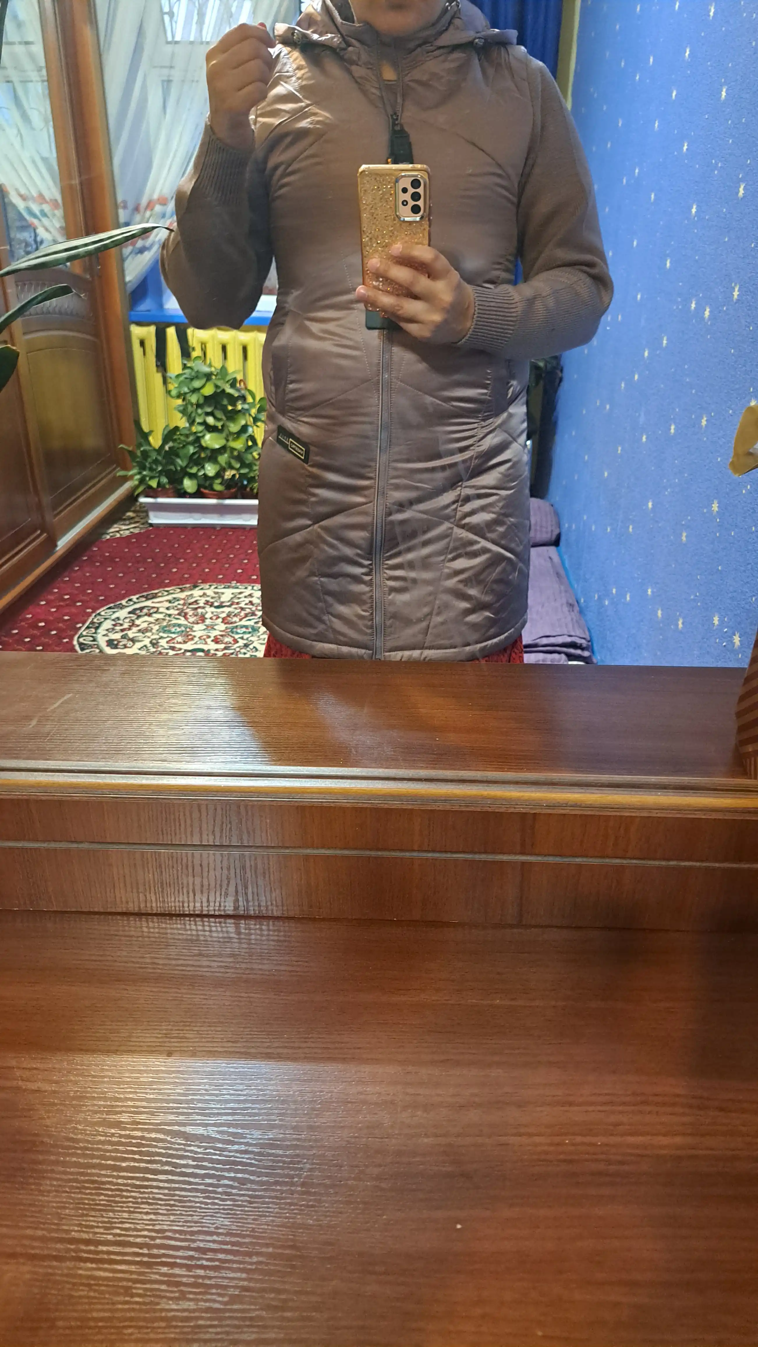 Ayollar kurtkasi, qishki
