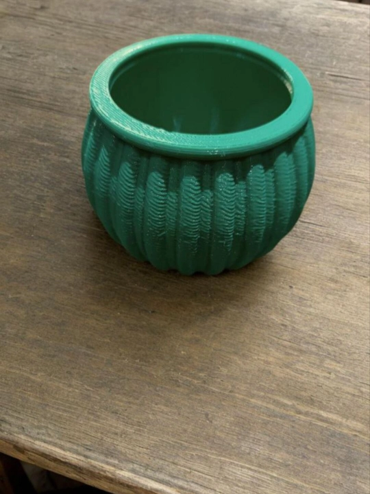 Dizayner kichkina plastik vaza, yangi gullar va quritilgan gullar uchun