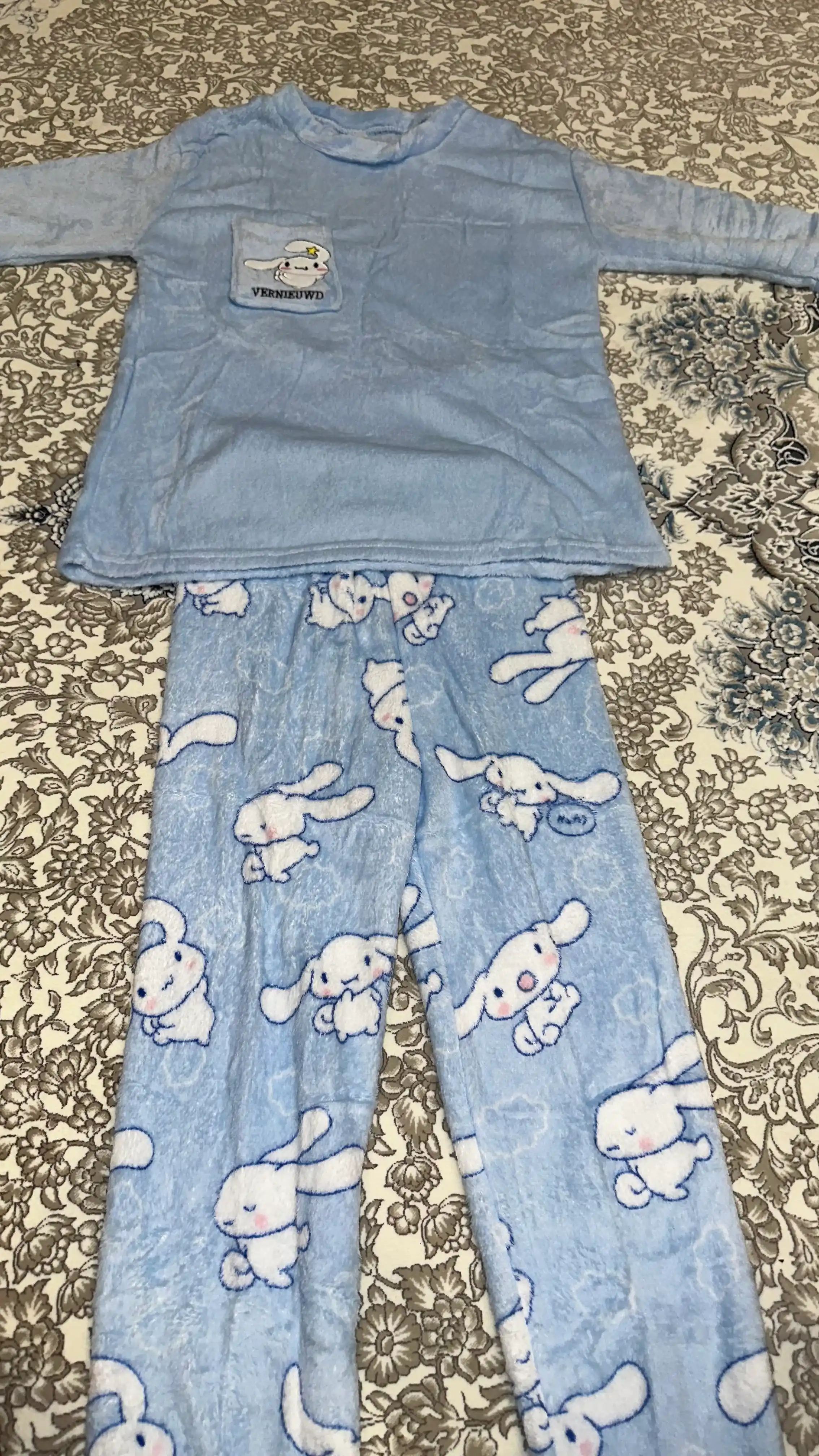 Pijama ayollar uchun