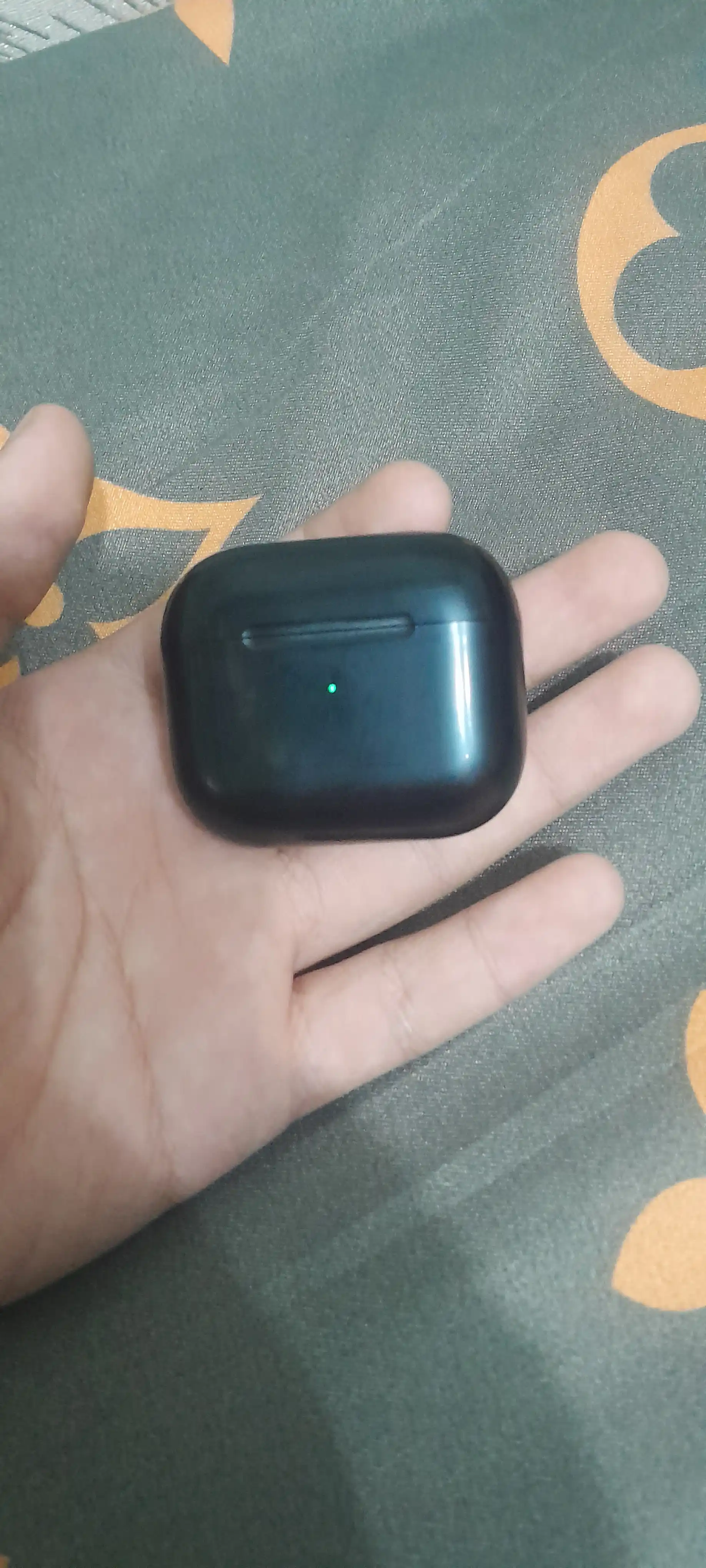 Pods Pro 2 и Pro 4 – беспроводные Bluetooth наушники, с микрофоном, Type-C белый