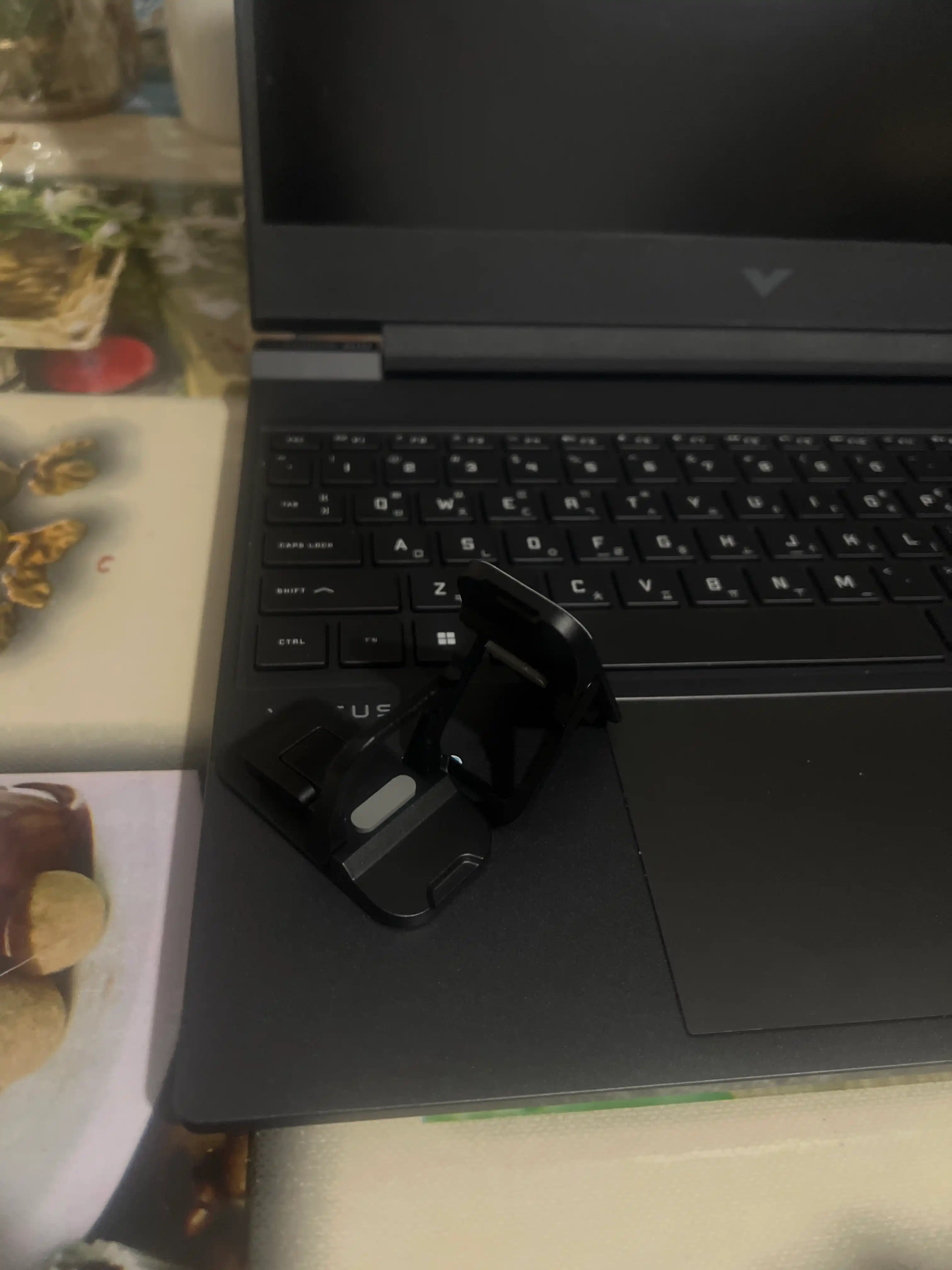 Noutbuk uchun taglik Sovutish, ergonomik dizayn, buklanadigan, sozlanadigan