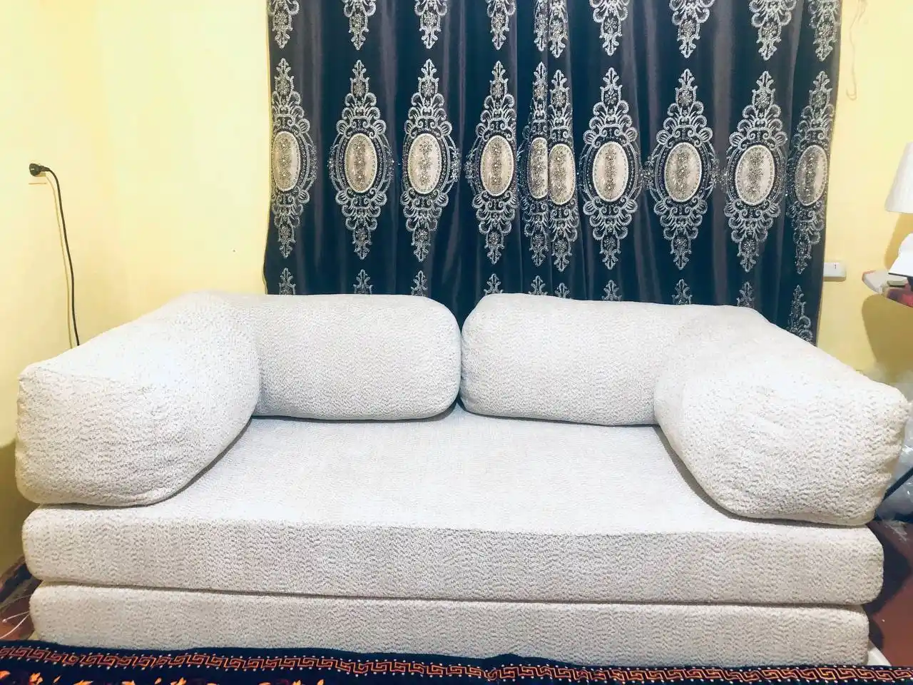 Диван, Бескаркасный диван-кровать от Divanchi