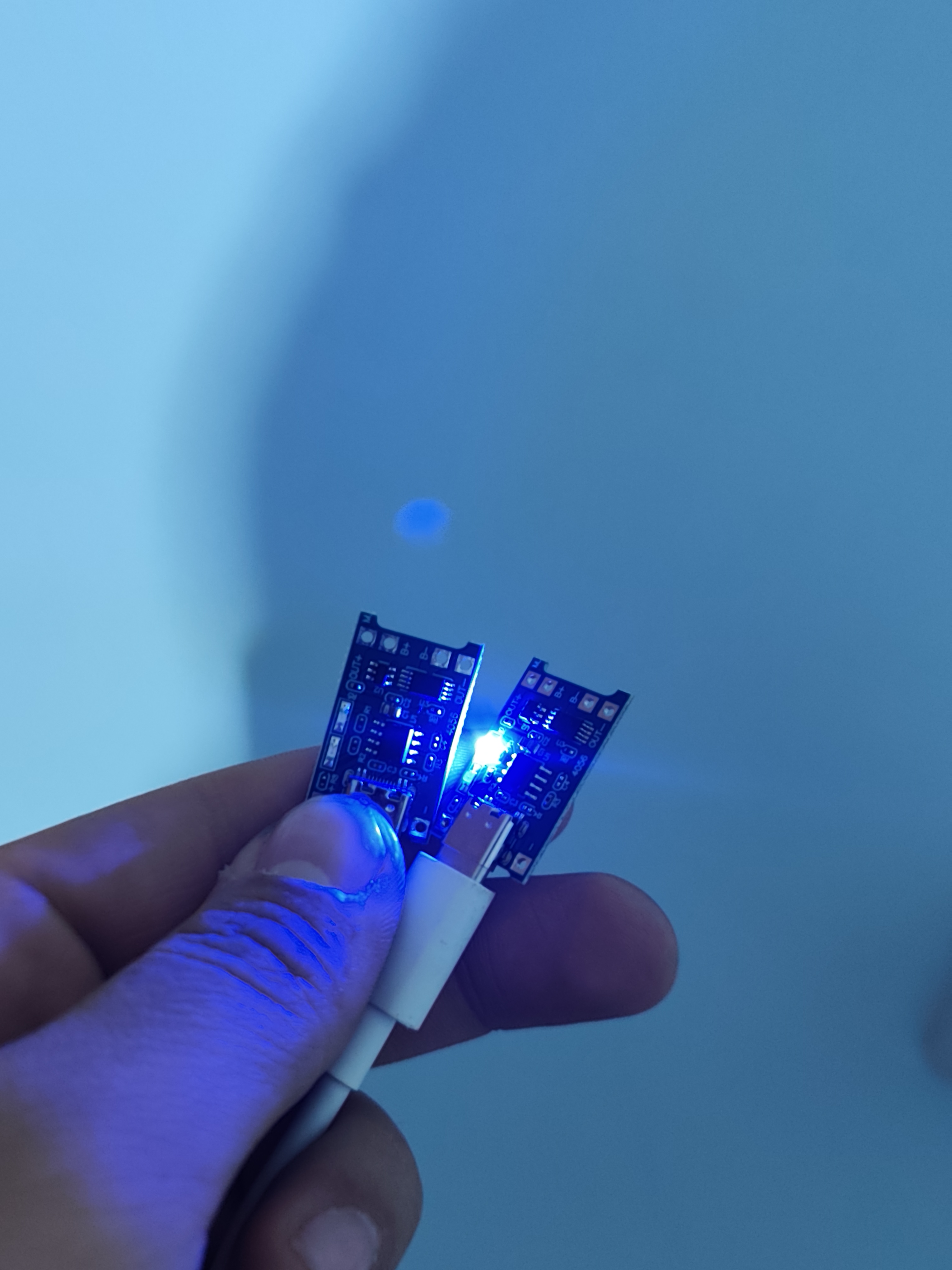 TP4056A Type-C va Micro USB litiy batareyalarini zaryadlash va himoyalash moduli