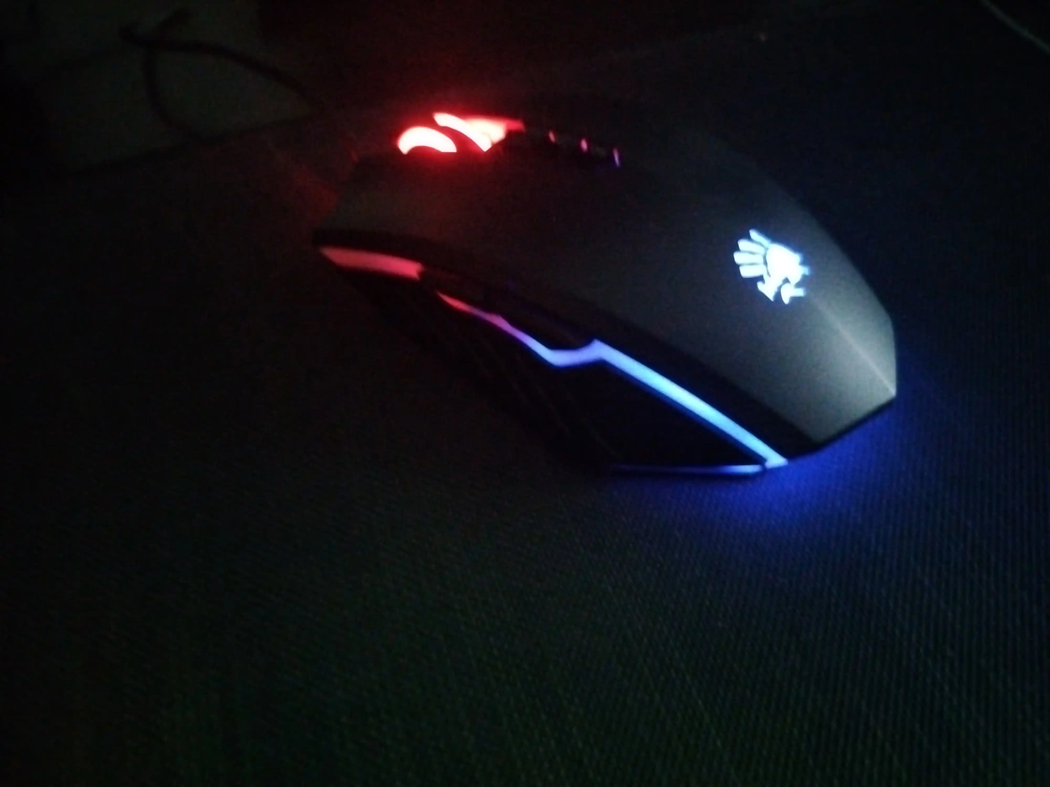 Bloody A70 — simli Light Strike gaming sichqoncha, 0.2 ms, 8 tugma