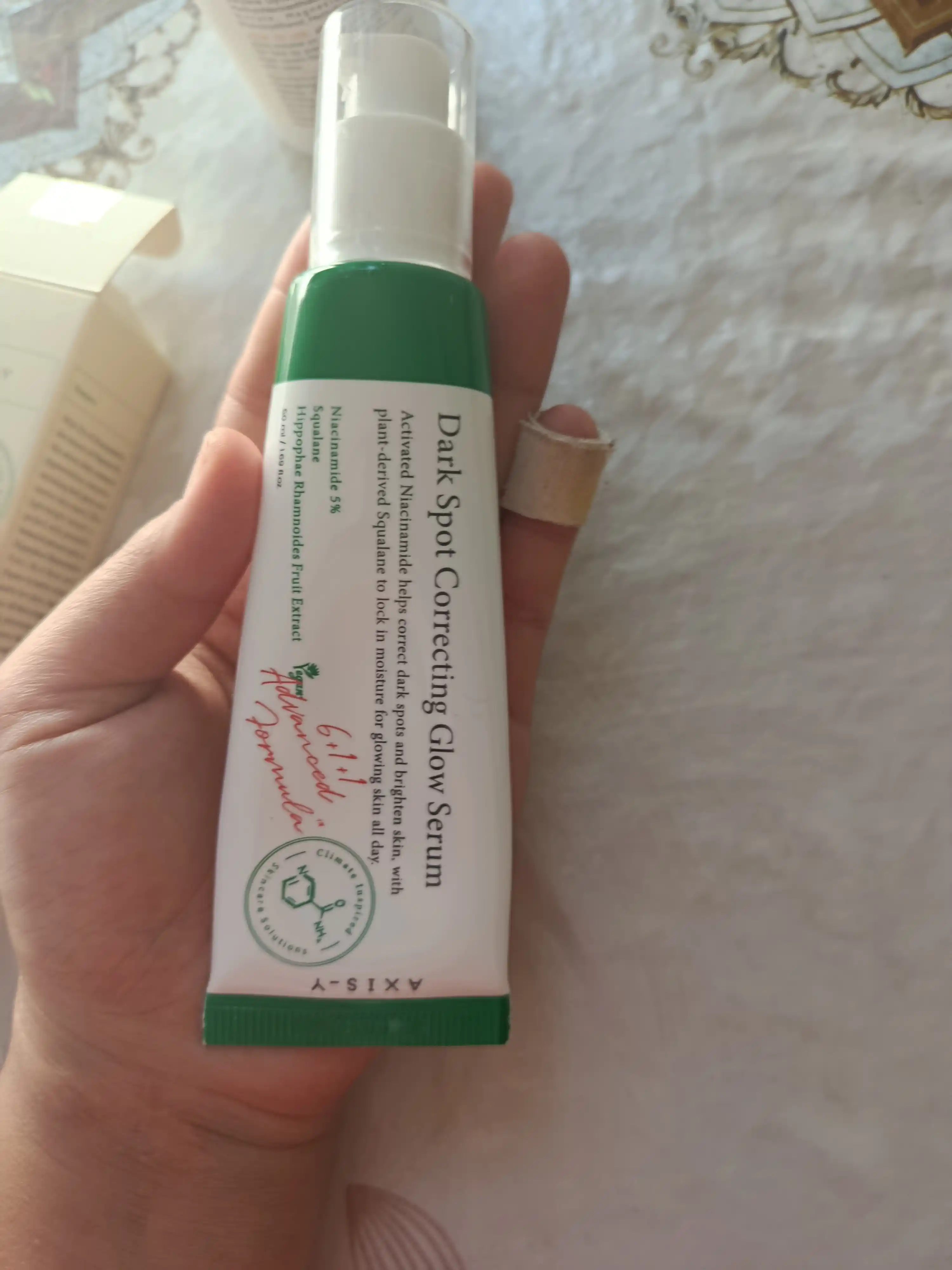 Oqartiruvchi zardob Axis - Y Dark Spot Correcting Glow Serum, 50 ml