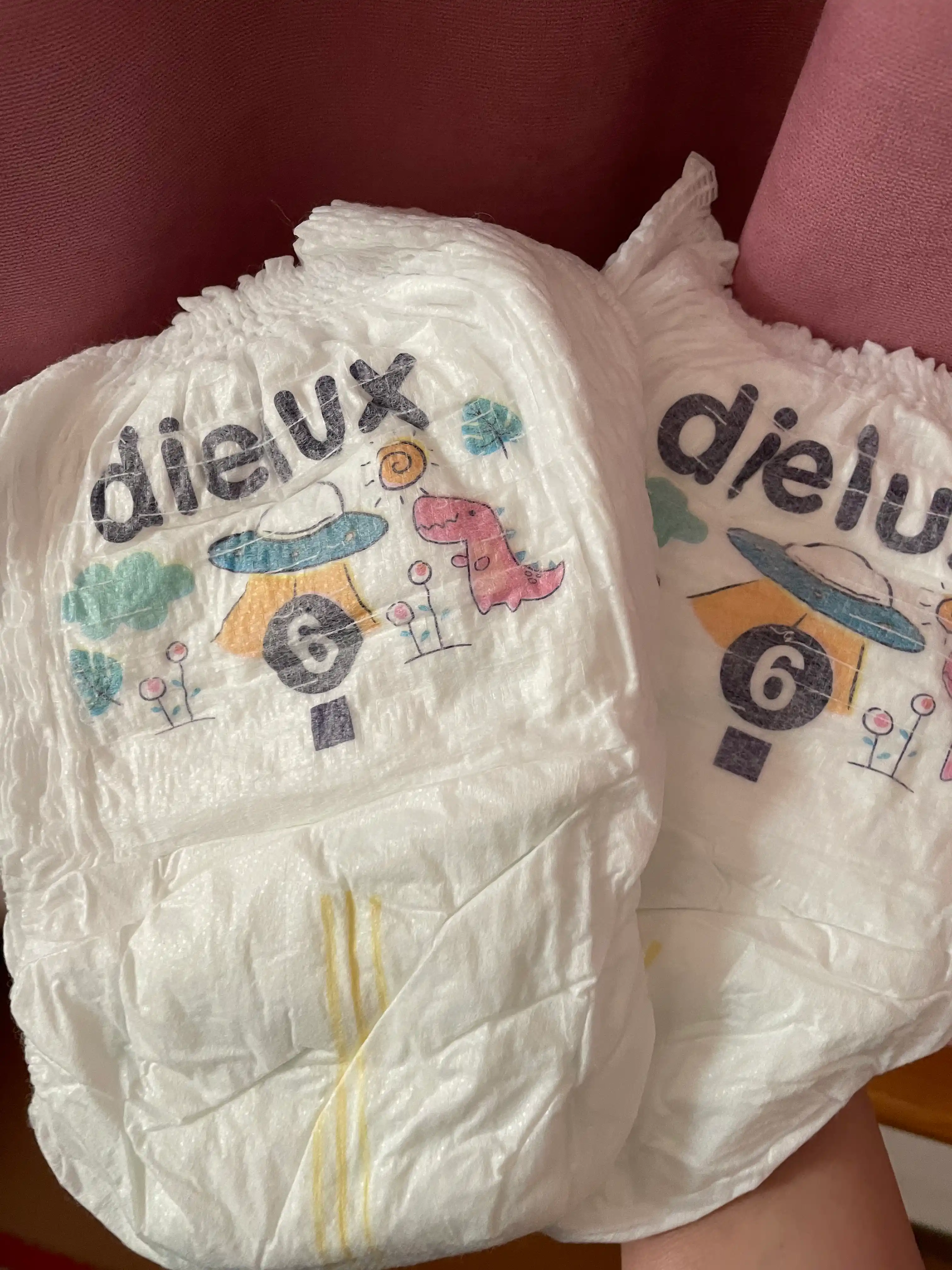 Dielux taglik-trusiklar, 6-o‘lcham (15+ kg), 56 dona