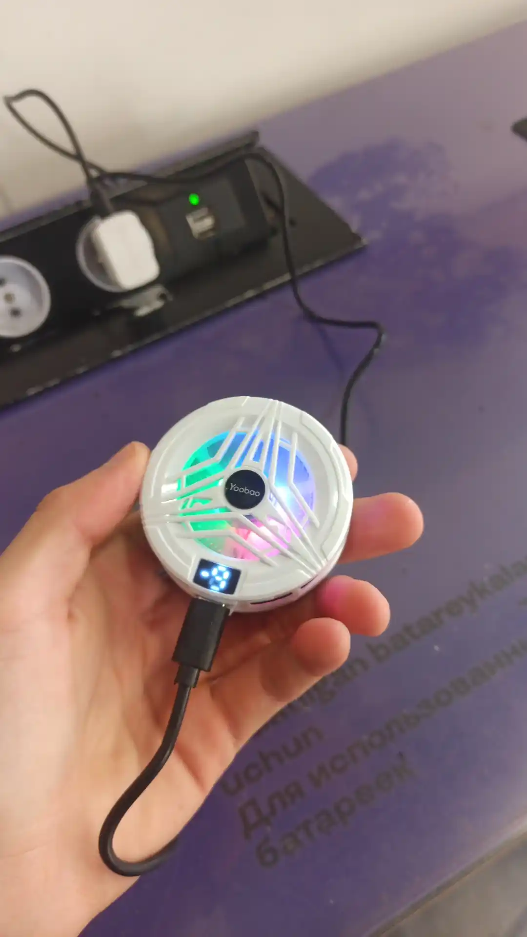 Kuller Telefon sovutish uchun -9 telefon va planshetlarni sovutish uchun, -9  gradus
