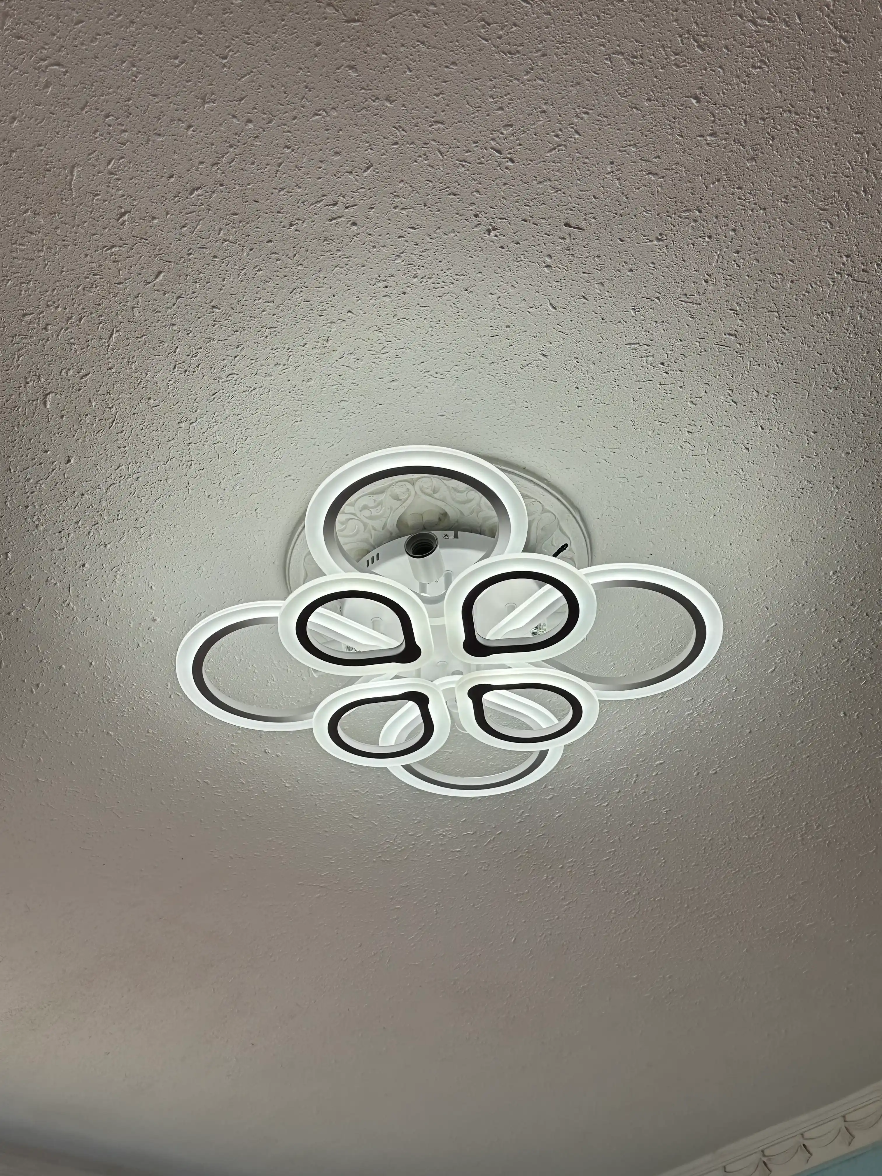 Lyustra pultli,patronli, 3 xil rejimli shift qandil oshxona va spalni uchun LED lyustralar