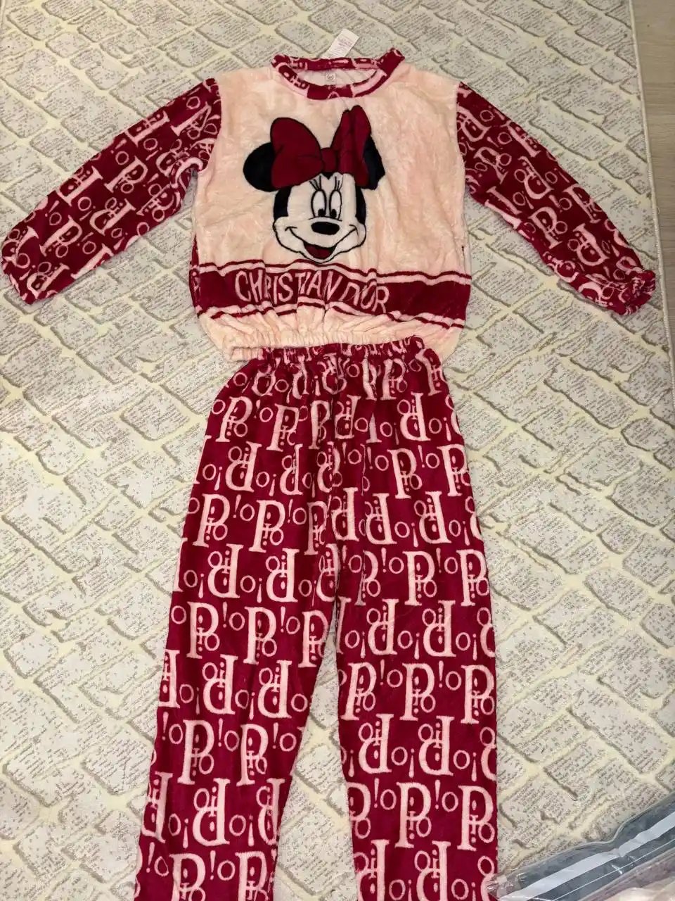 Pijama ayollar uchun