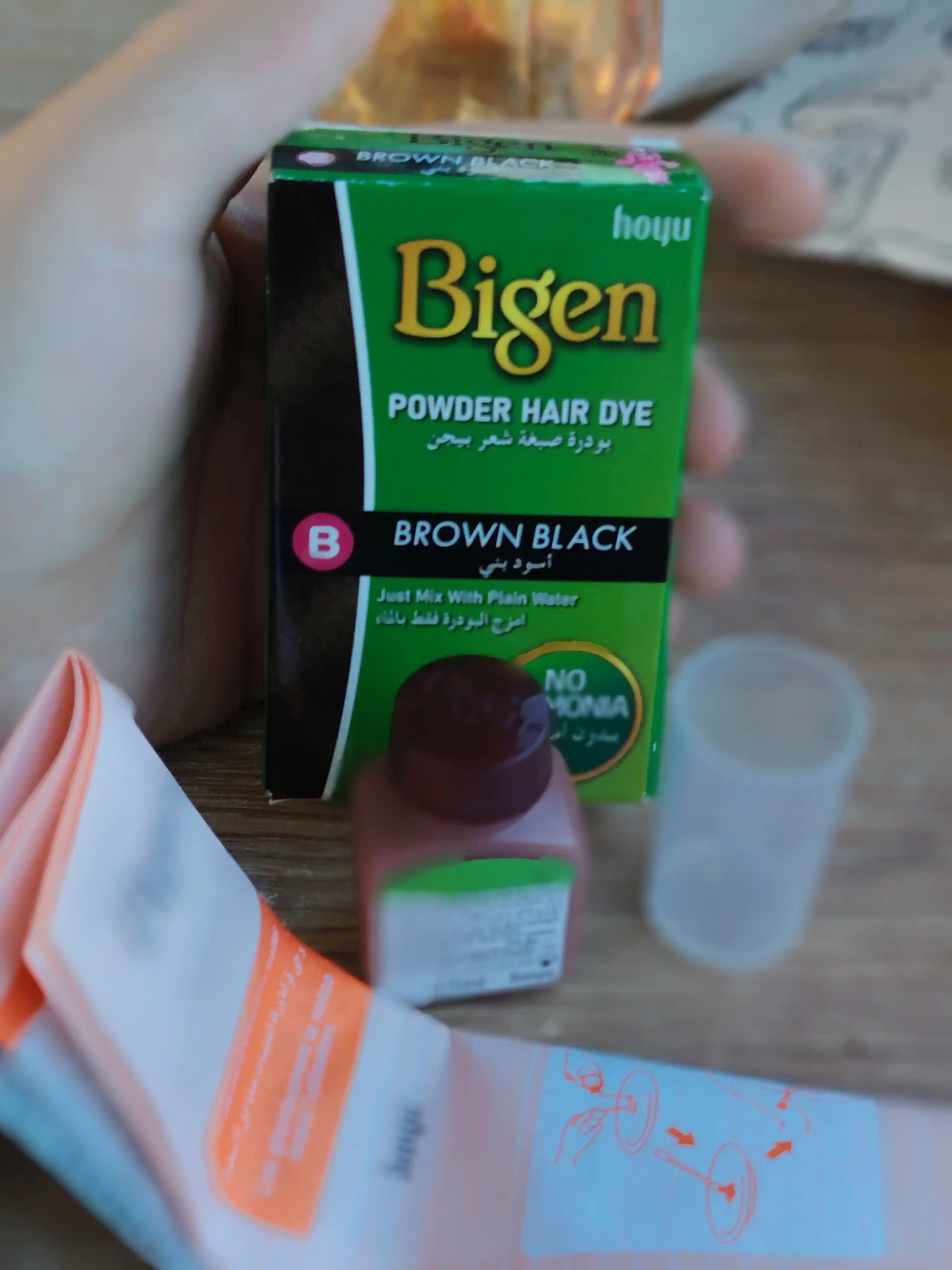 Хна для бровей Bigen