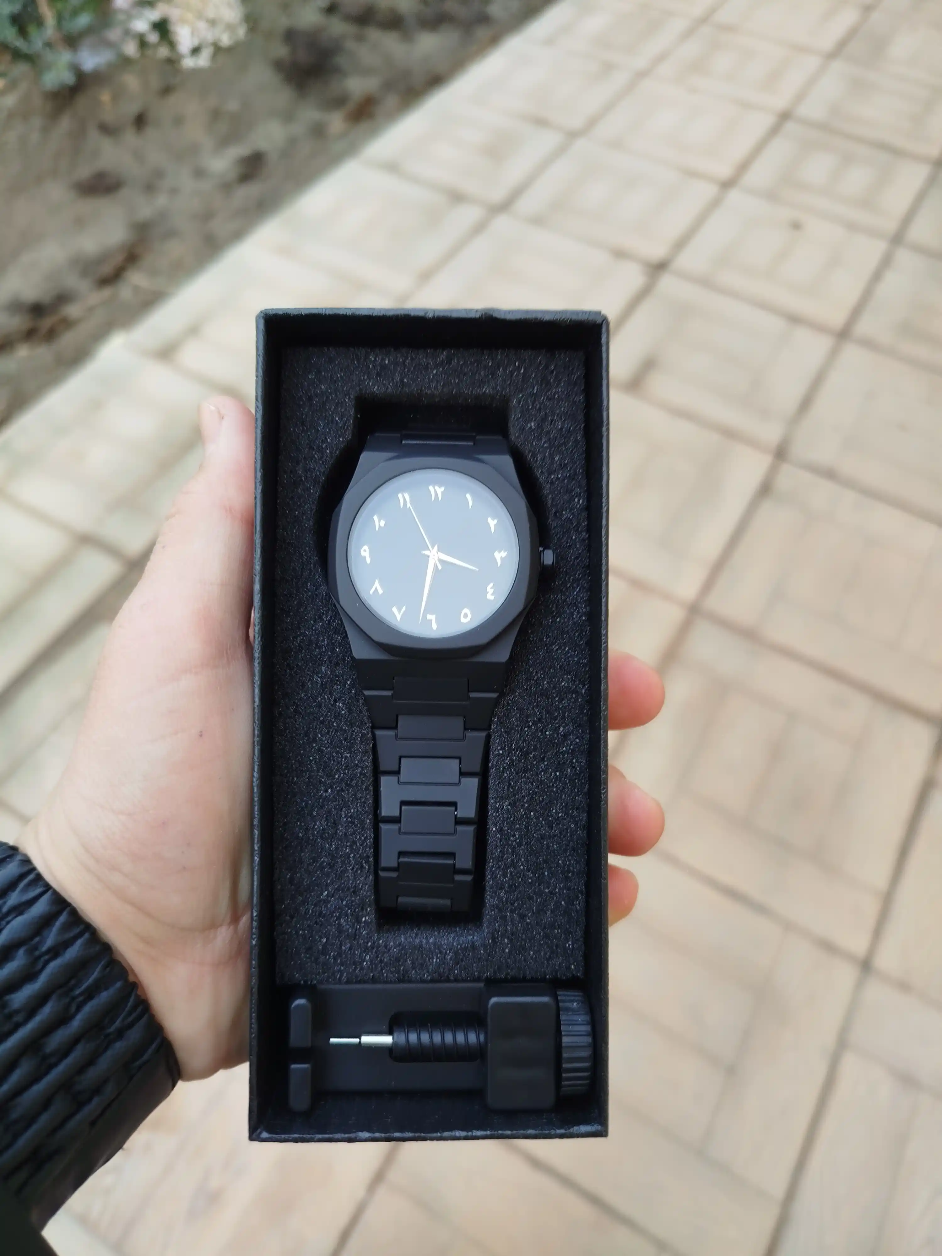 Aura Shadow Black – мужские часы, в стиле минимализм