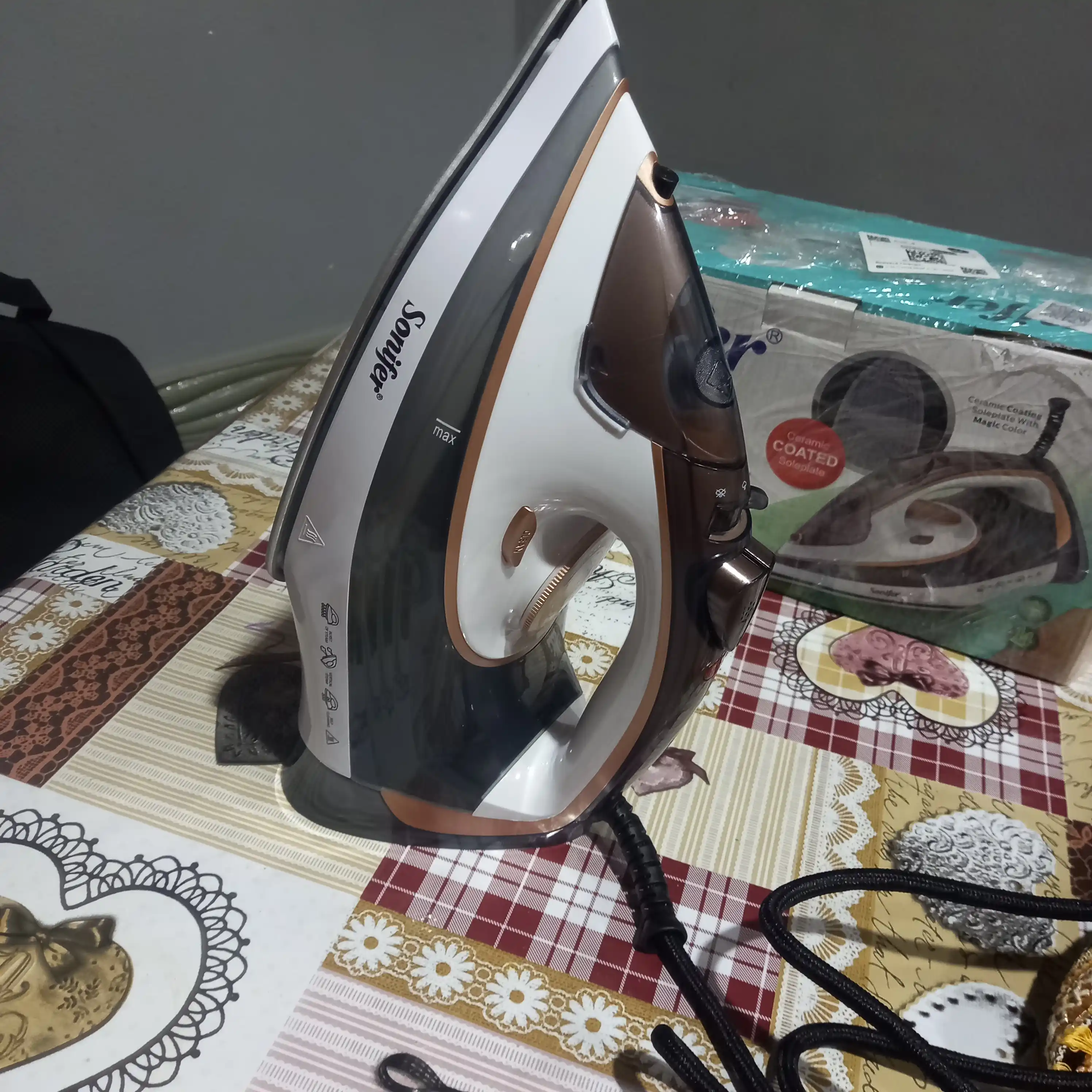 Утюг для глажки SONIFER, мощный паровой утюг, отпариватель, 2200 Вт