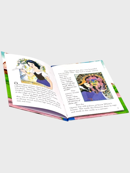 Disney Mini storybook library. Bambi, Peter Pan, Aladdin, Cindrella, The Lion King