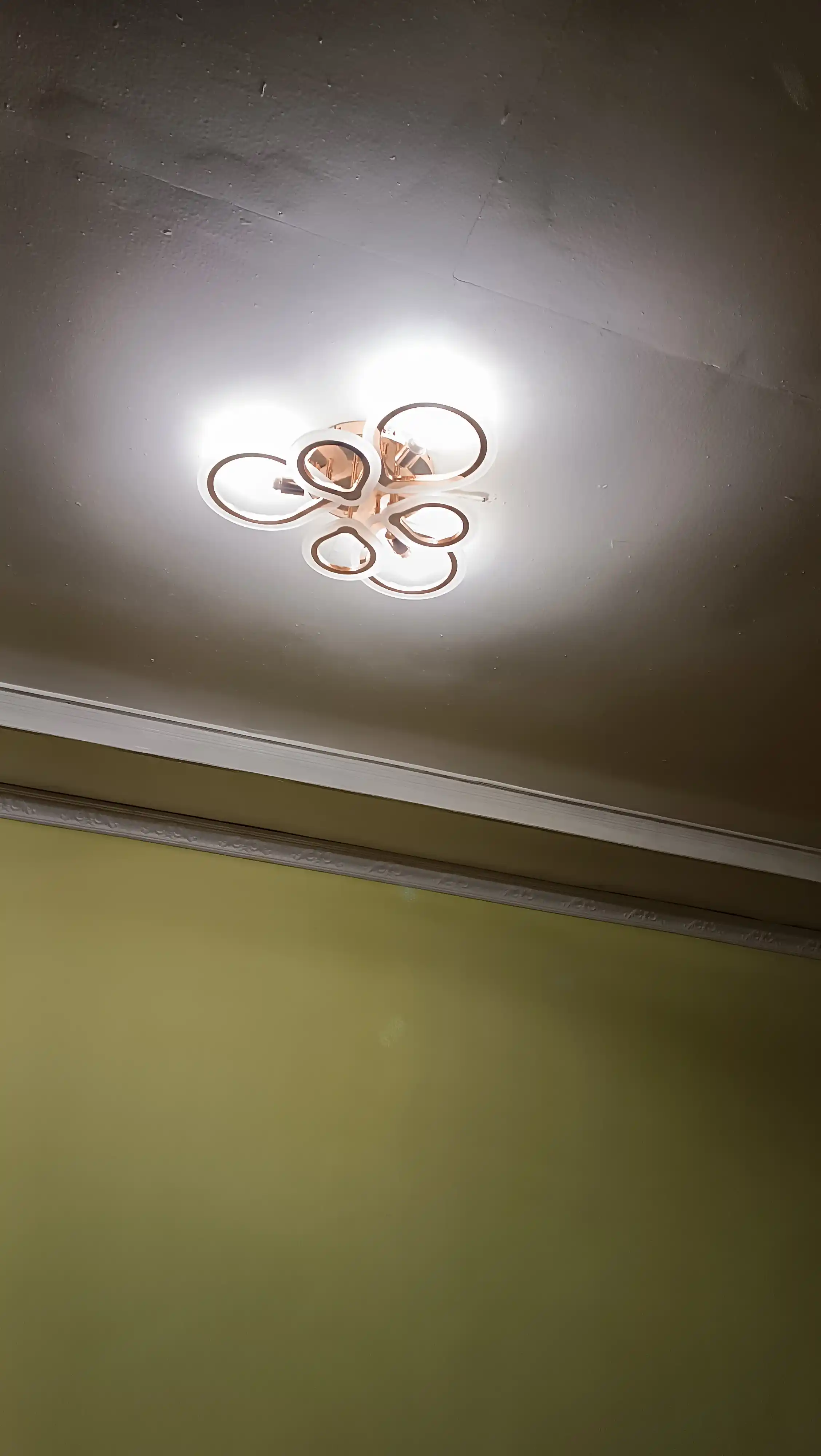 Lyustra pultli,patronli, 3 xil rejimli shift qandil oshxona va spalni uchun LED lyustralar