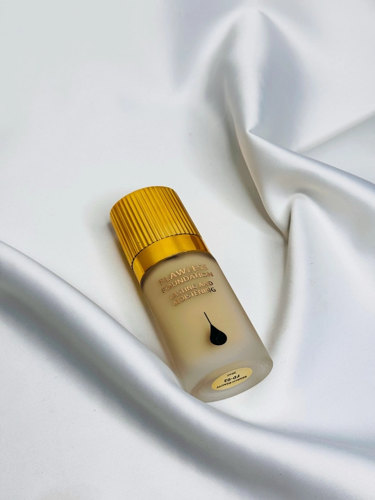 Тональный крем для лица с матовым эффектом Charlotte Tilbury Airbrush Flawless Foundation