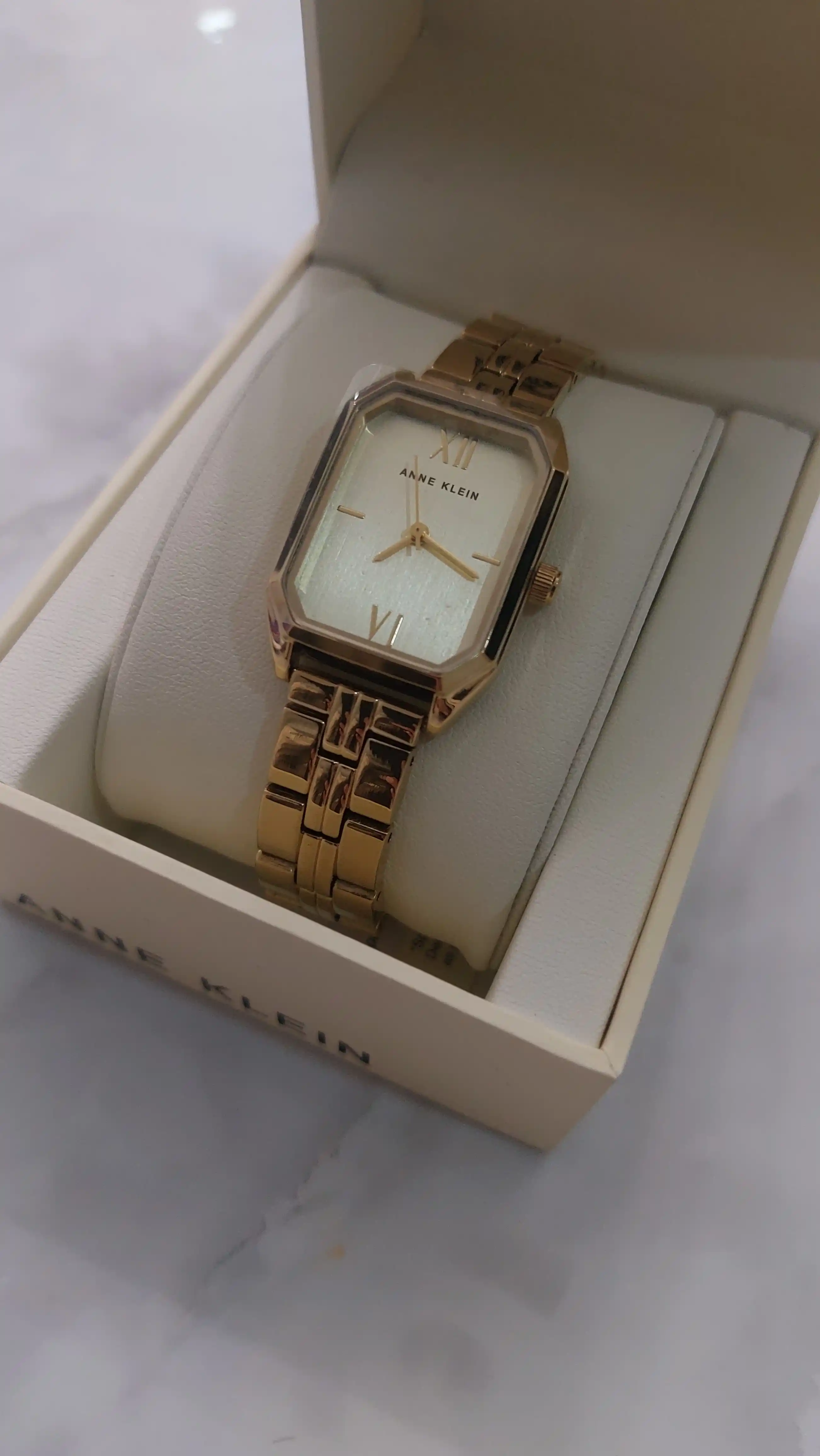 Ayollar qo'l soati Anne Klein AK/3774
