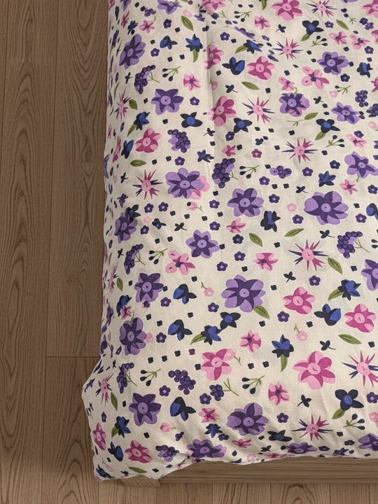 Комплект постельного белья: двуспальный 220×225 см, односпальный 220×150, наволочки 70×50