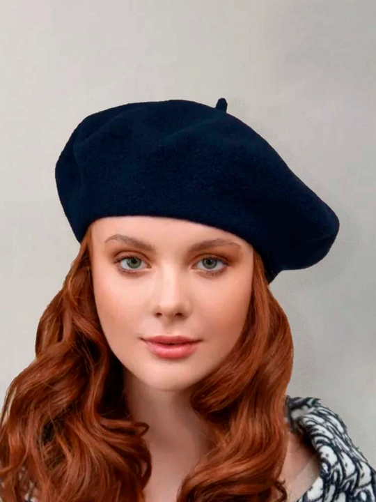 Ayollar uchun beret, klassika uslubida