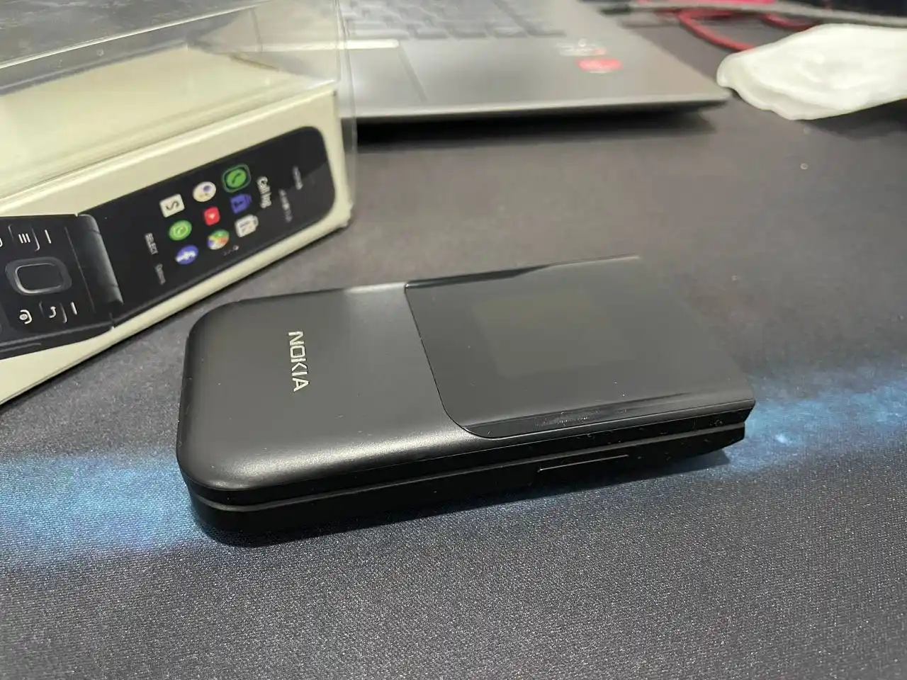 Nokia 2720 Afsonaviy sinalgan legendarniy Brend  endi yana Sotuvda ulgurib qoling 2 ta sim