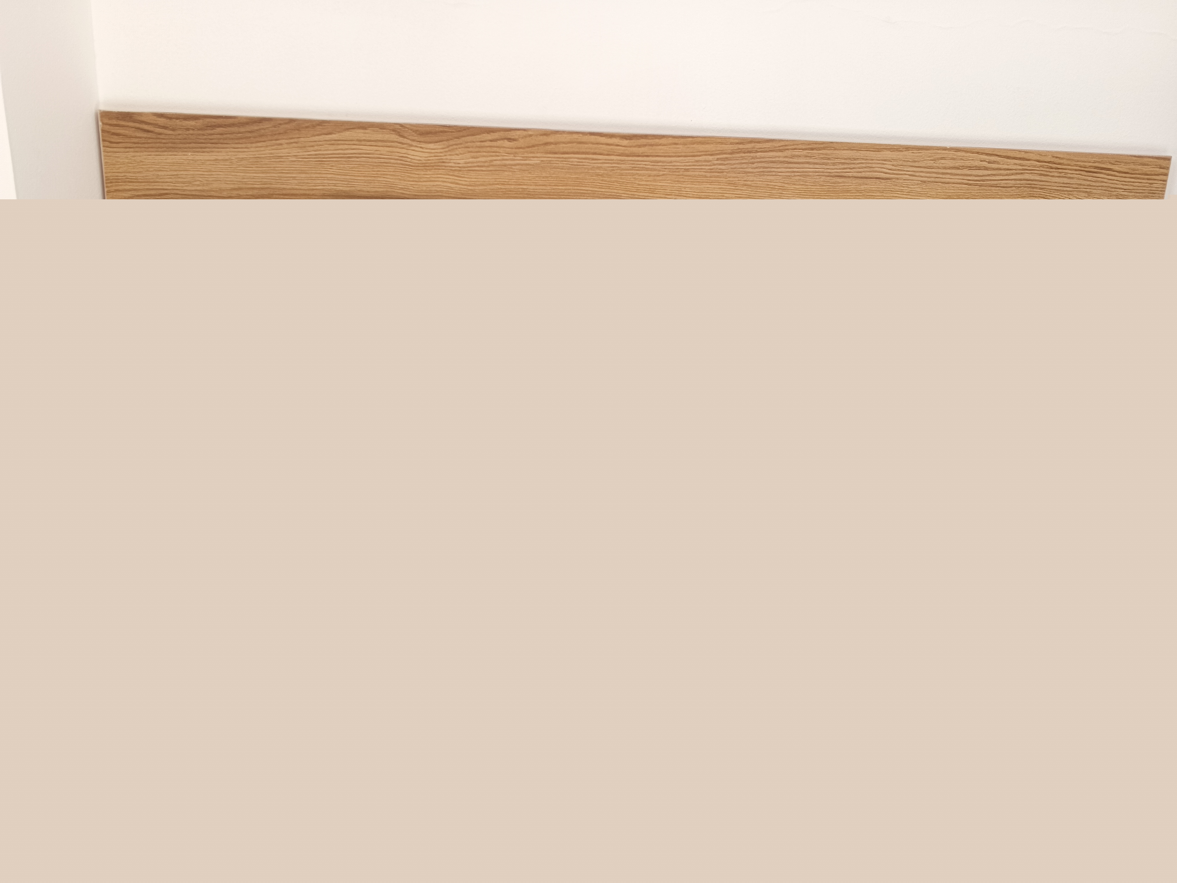 Телевизор QLT 32" 32HA2