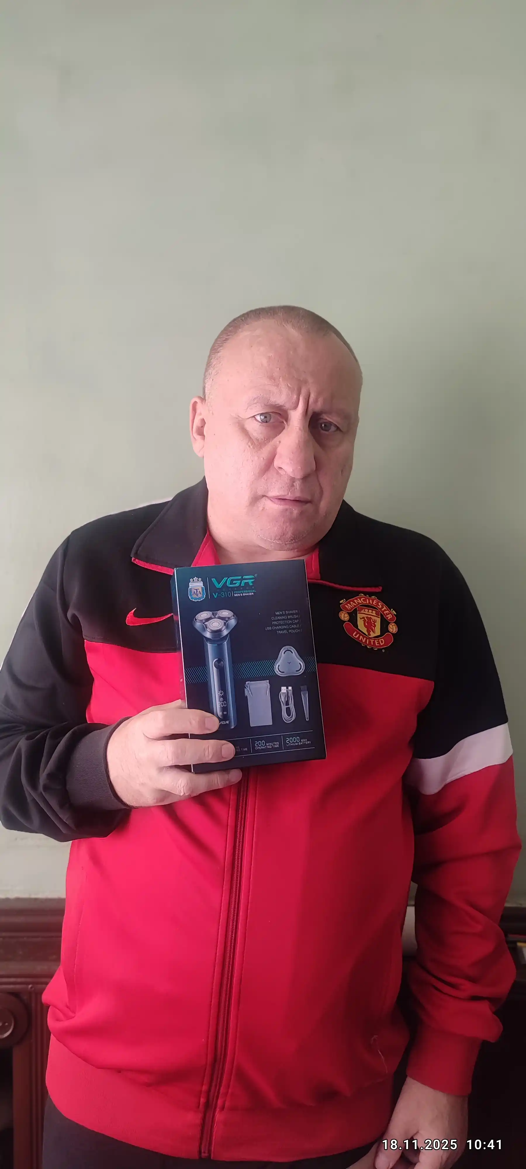 Erkaklar elektr soqol mashinkasi VGR, trimmer, soch kesish va soqol olish mashinasi Shaver