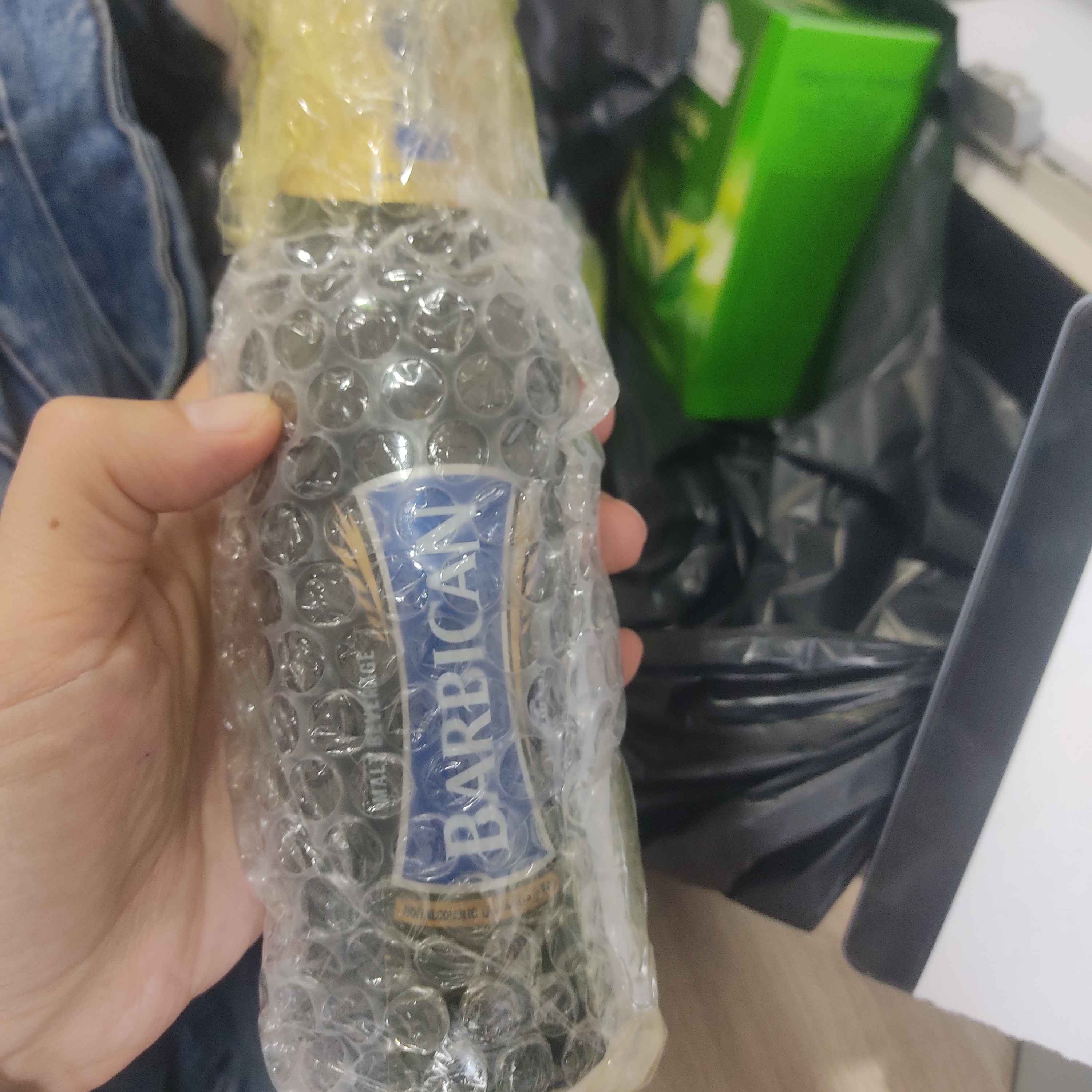 Alkogolsiz ichimlik Barbican Solod, 330 ml