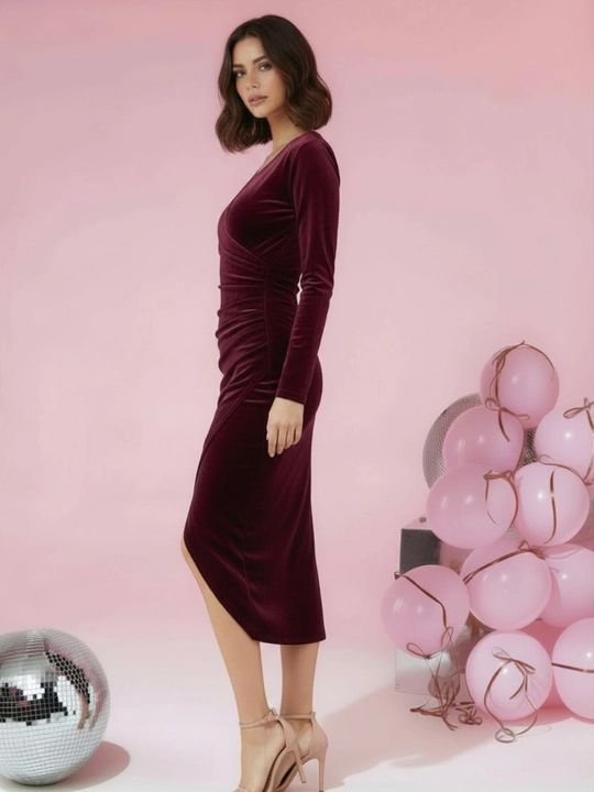 Ayollar uchun baxmal g‘ilof ko‘ylak - EllyFashion - 