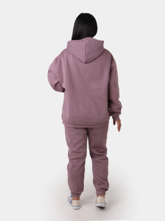 Ayollar sport kostyumi: hudi va jogger shimlar, iliq flis, liloviy