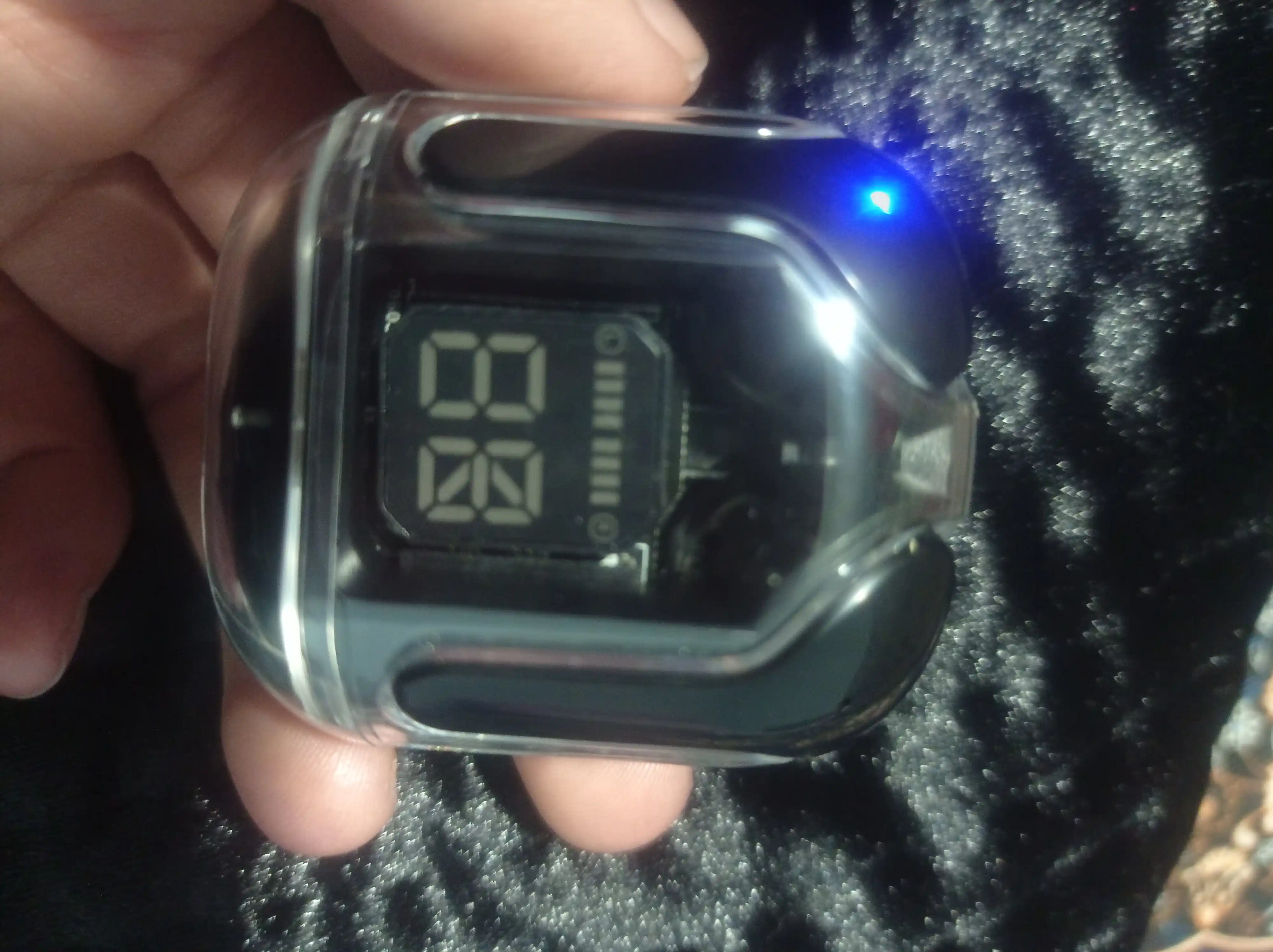 Simsiz quloqchin Air 31, Bluetooth 5.1, sensorli, mikrofolli, zaryad qutisi bilan