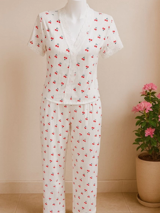 Ayollar ichki kiyimlari, ayollar tungi kiyimlari, ayollar penyuari, pijama, byustgalteri