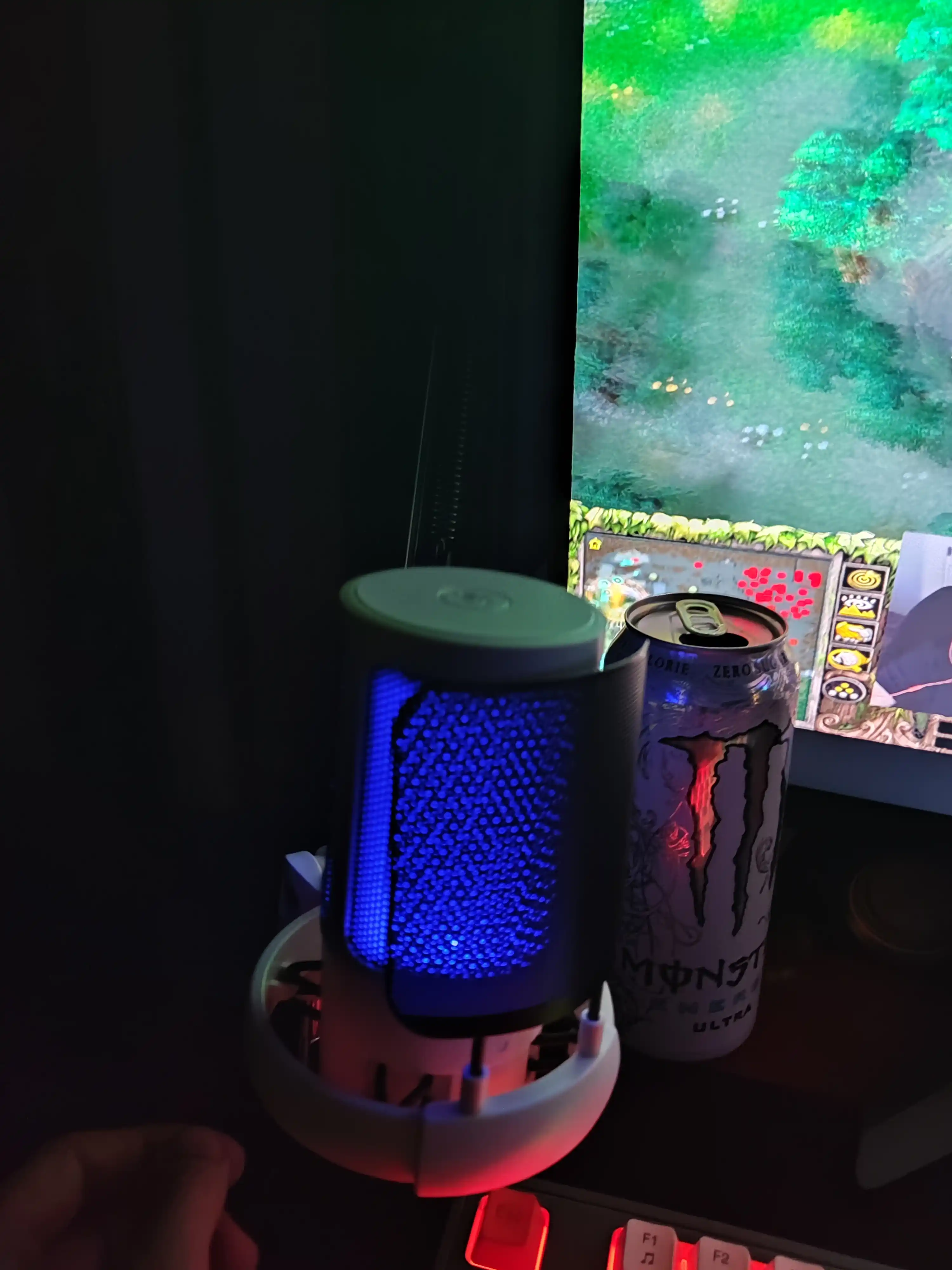 RGB yoritgichli studia mikrofoni ME6S, pantograf va pop filtri, kondensator