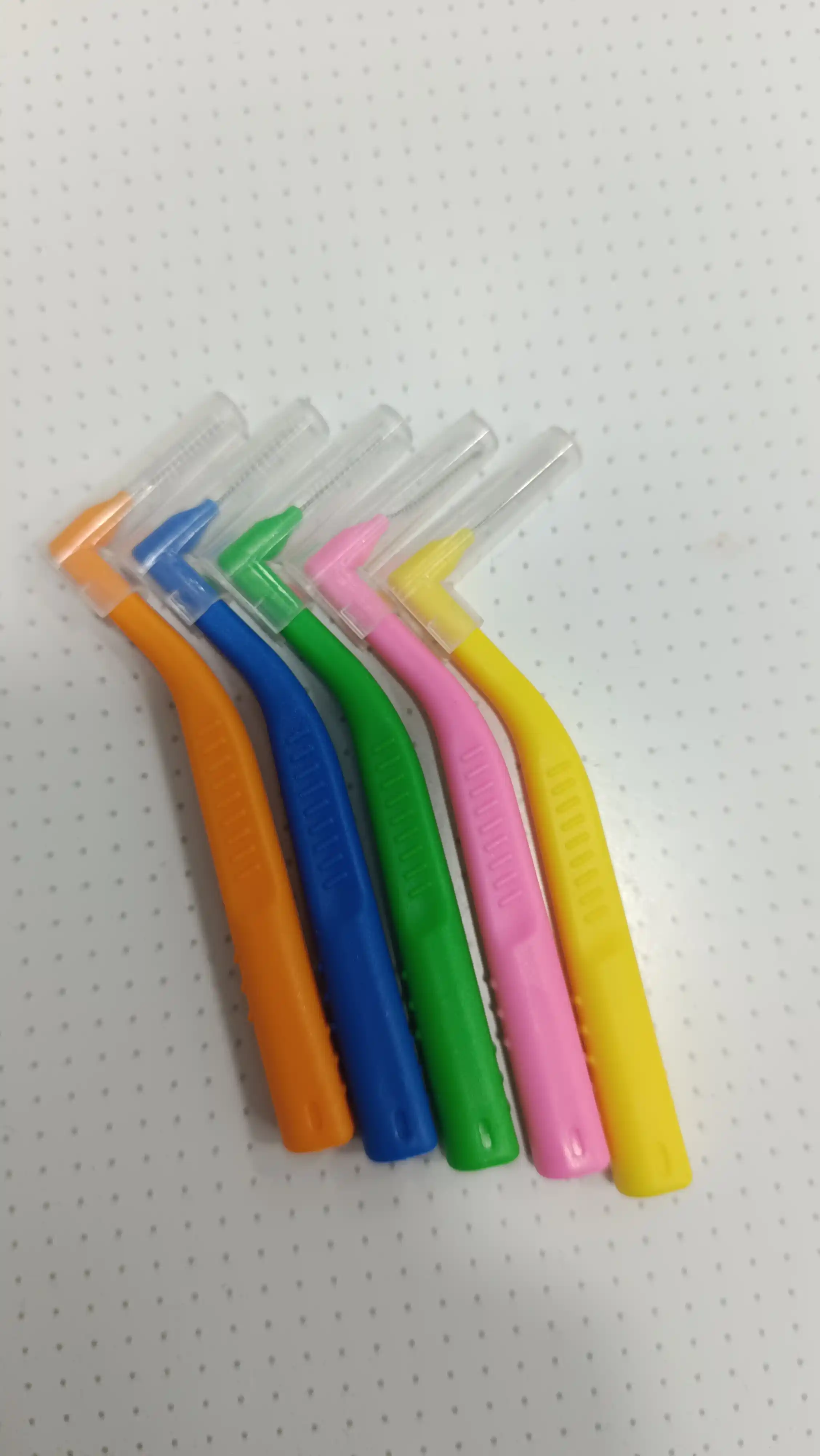 To'plamli tish cho'tkasi, ortodontik, interdental cho'tka