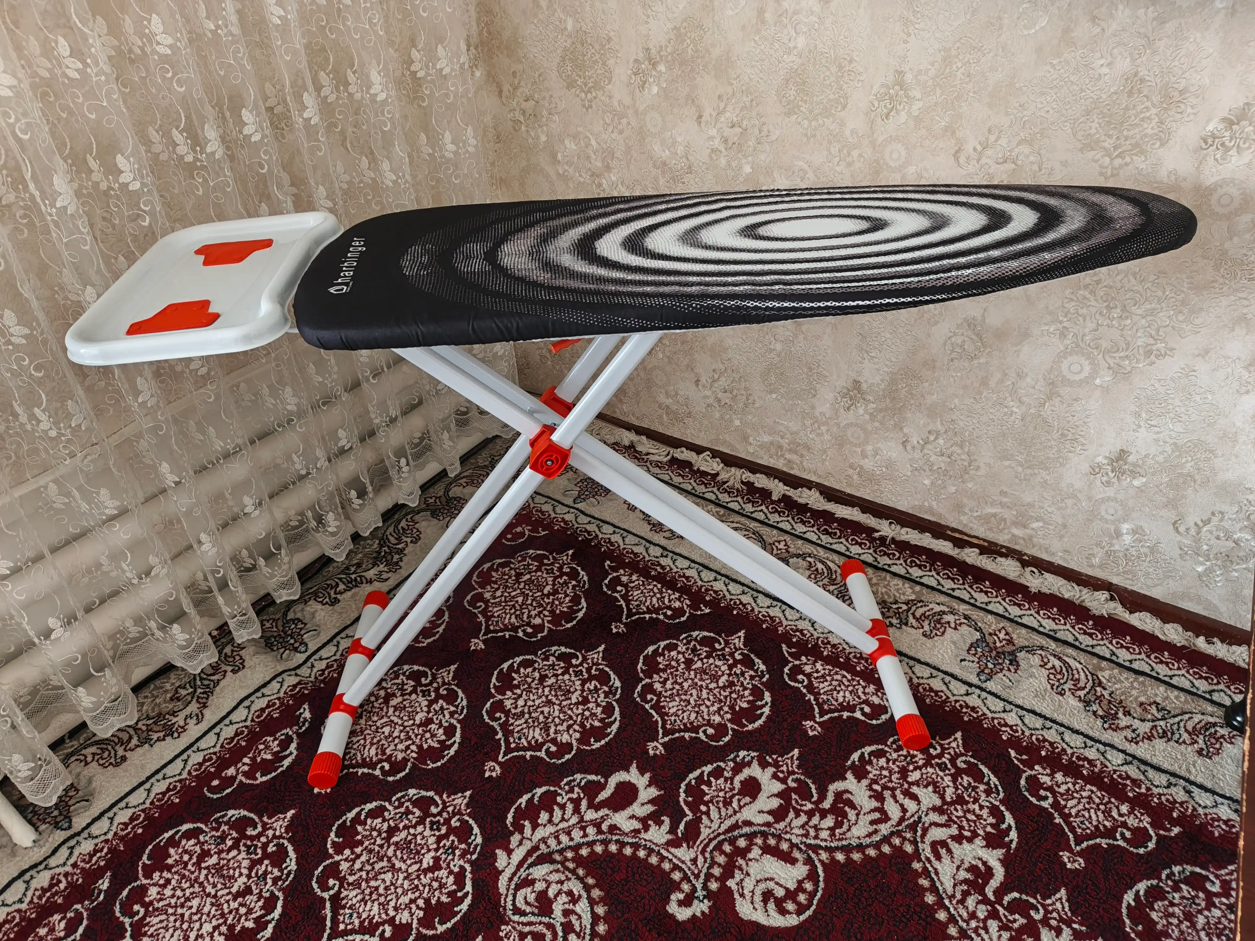 Dazmol doskasi Millennium PowerBoard, metall gladilka, rozetkali, 149*43 sm, Turkiya maxsuloti