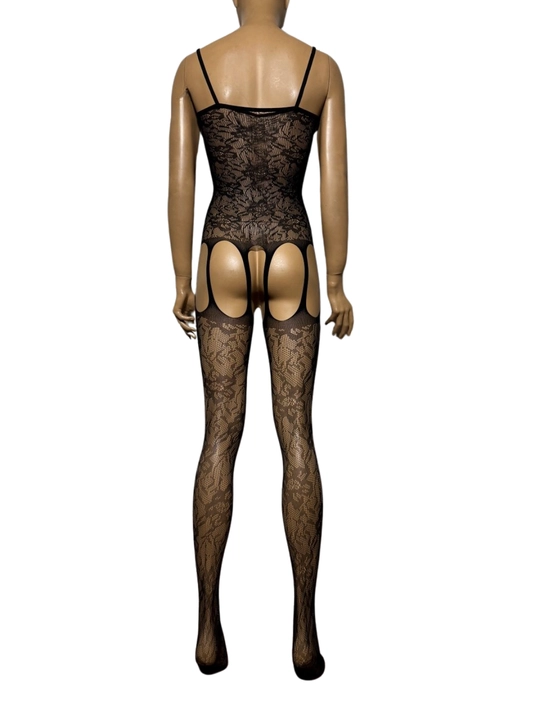 Ayollar ochiq bodi kostyumi, kesilgan joylar va ochiq kirish imkoniyati bilan