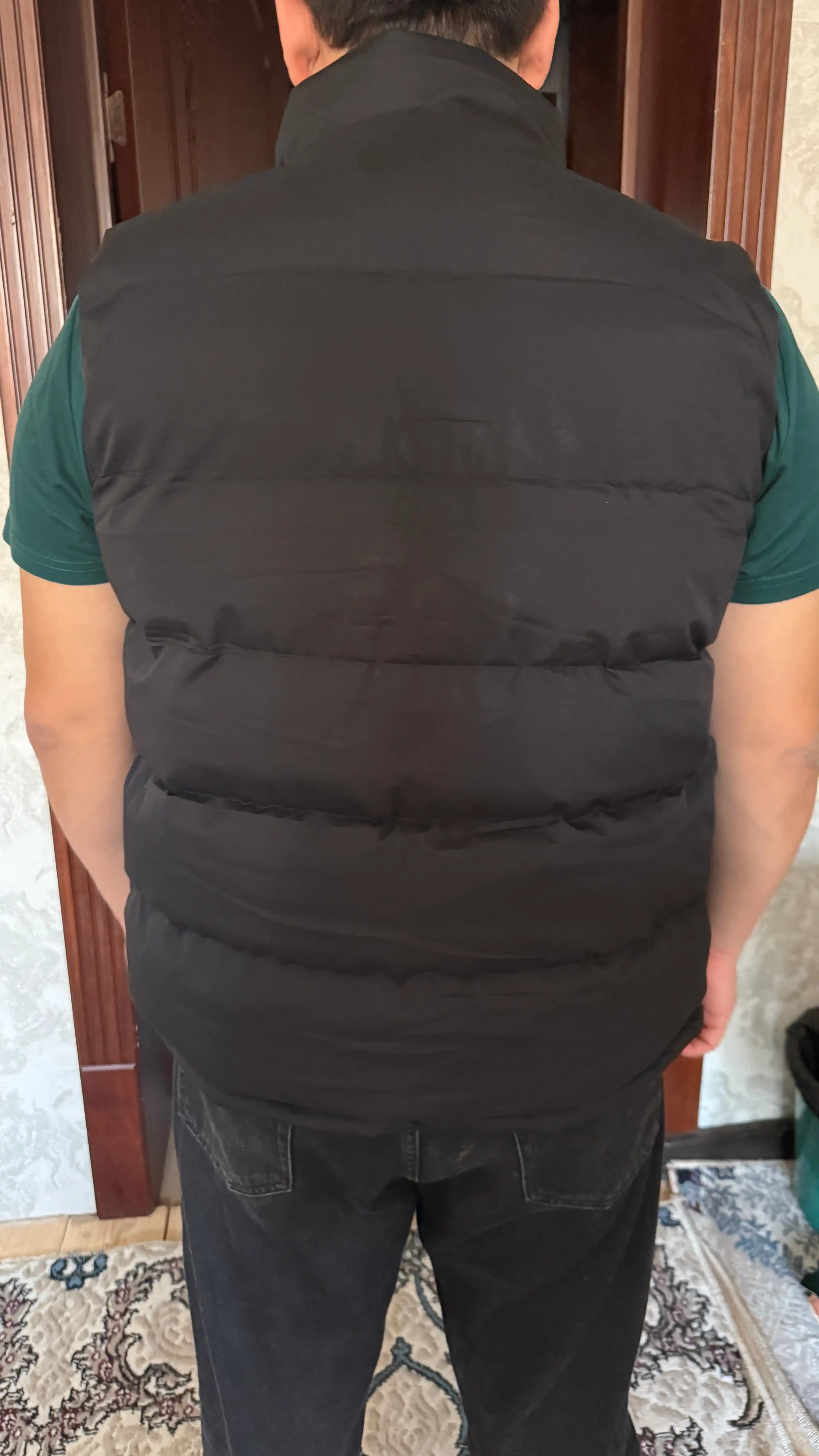 Erkaklar va ayollar nimchalari, yengsiz