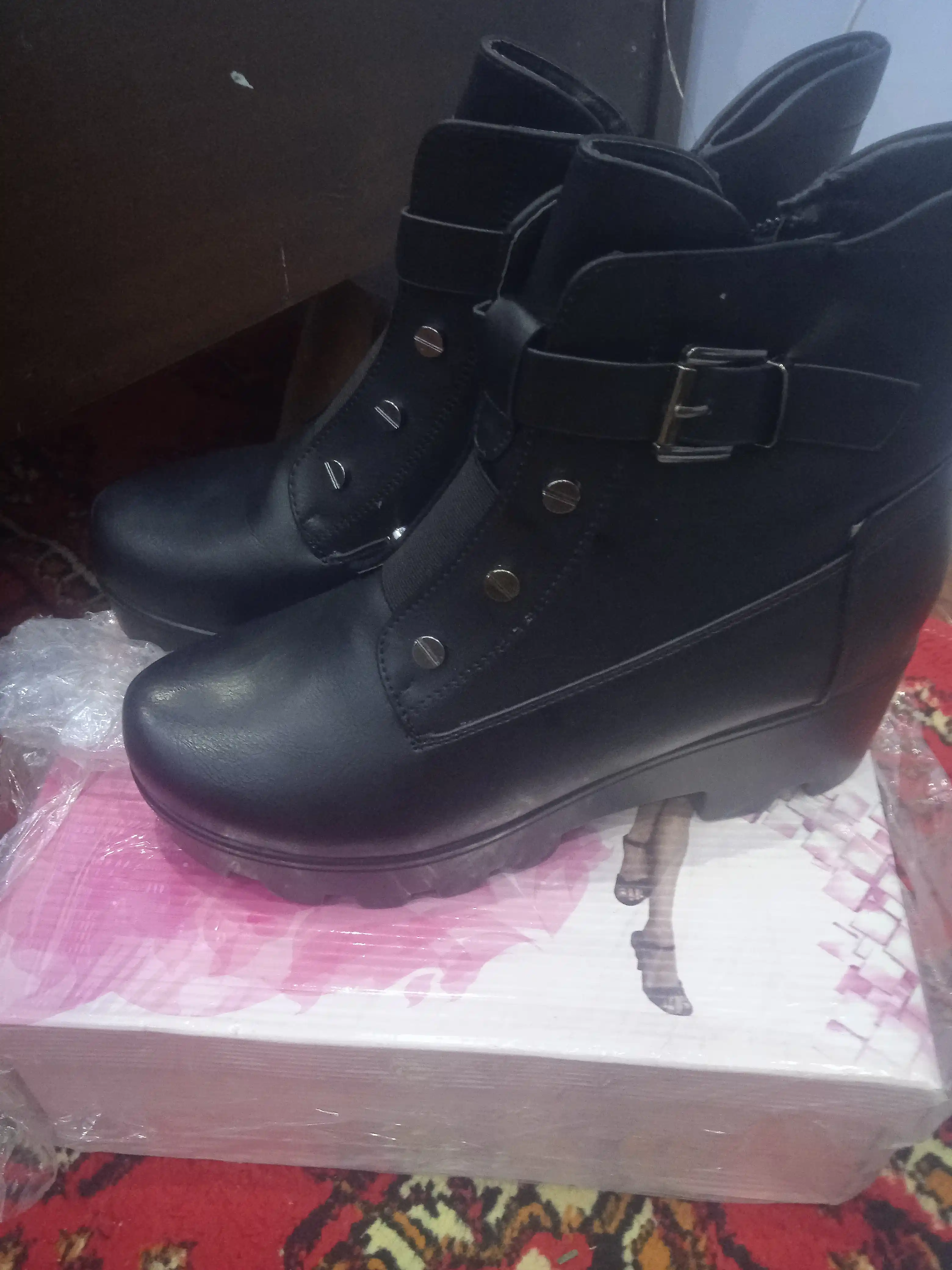 Ayollar kundalik botinkasi BELLISIMA 77071-146, mo'ynli, 37–41 EUR