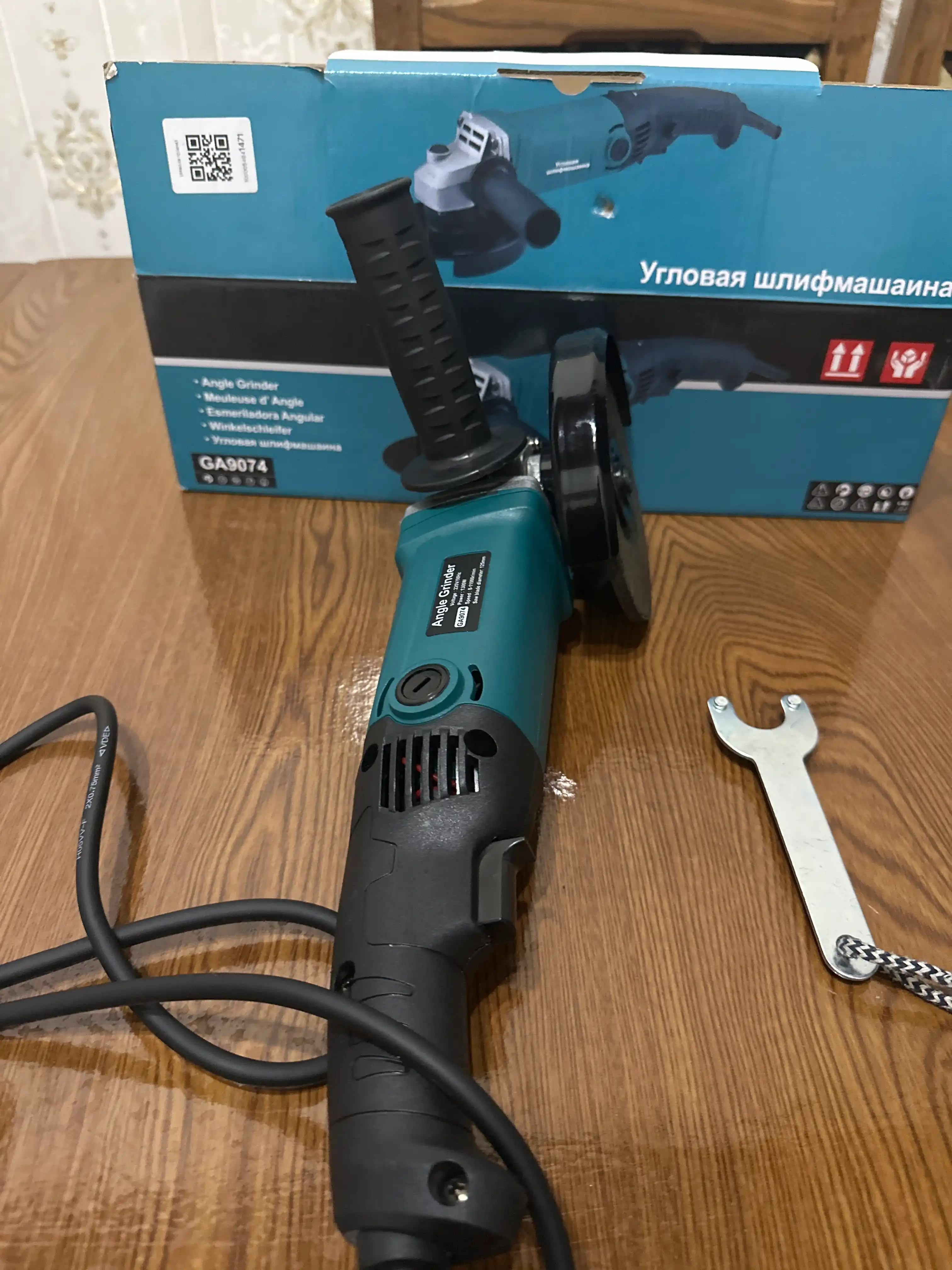 Болгарка с регулировкой, MAKITA 125 мм, 6 х скоростная, профессиональный
