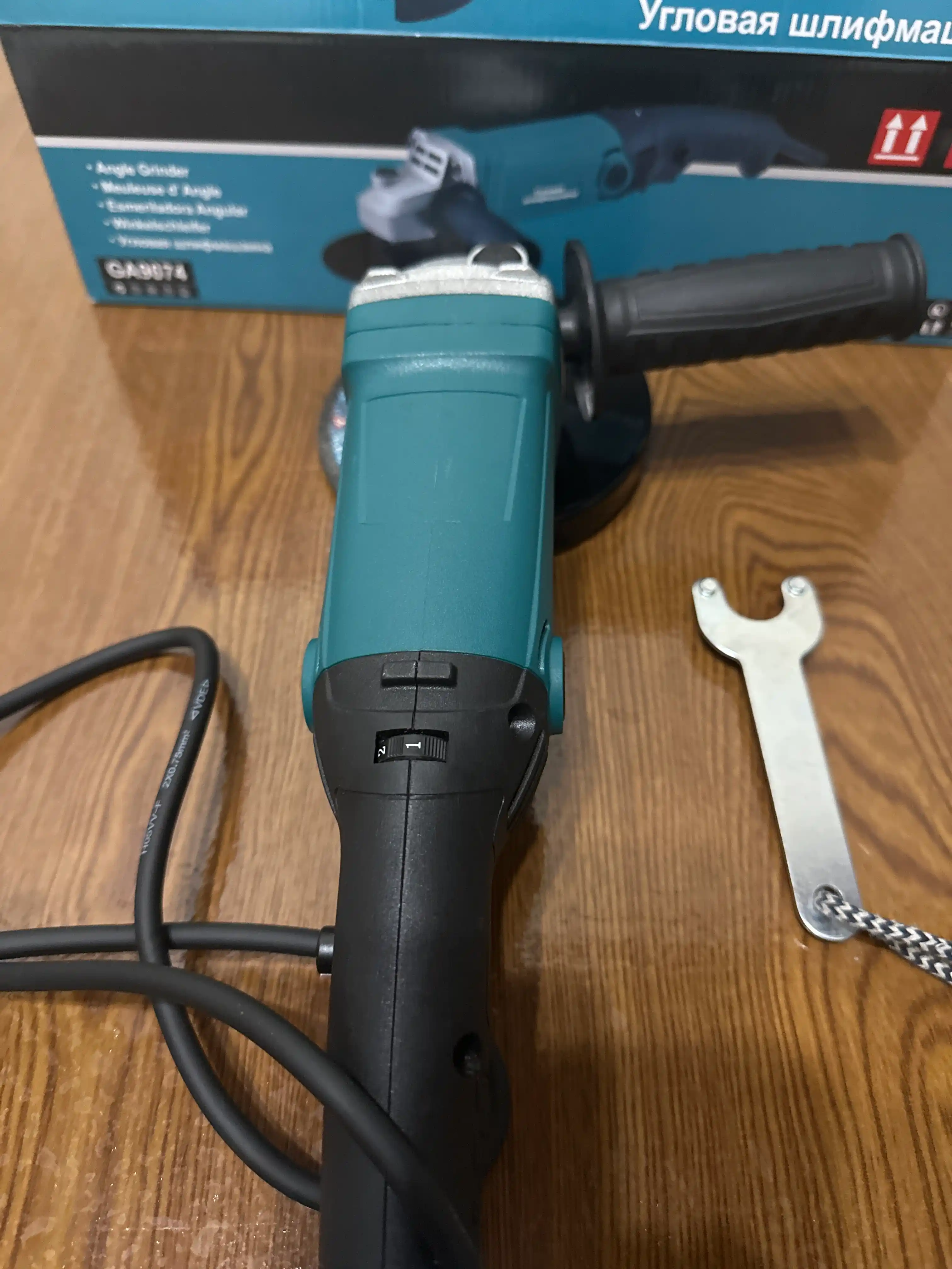 Болгарка с регулировкой, MAKITA 125 мм, 6 х скоростная, профессиональный