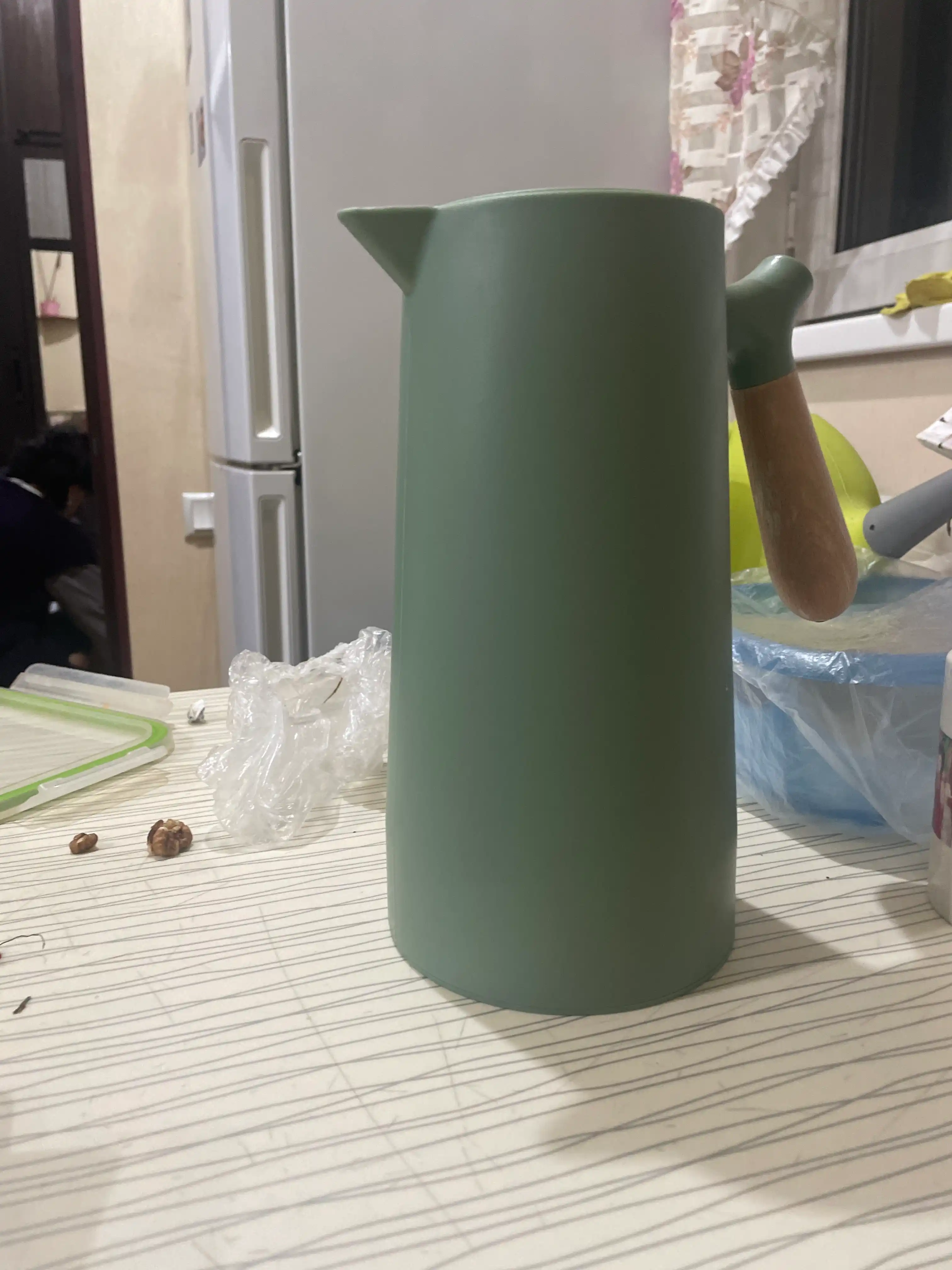 Termos choynak choy kofe va suv uchun issiq va sovuqni saqlaydi shisha kolbali, 1 litr