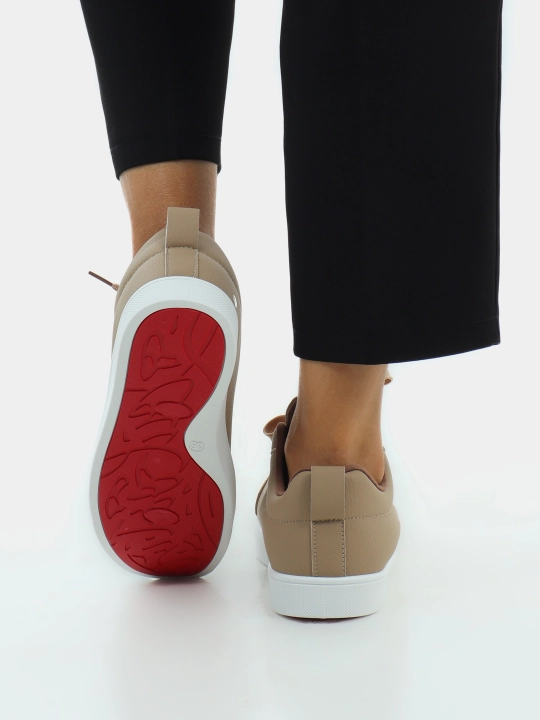 Ayollar uchun ichki mo‘ynali Louboutin kedlari, o‘lchamlar 36–41