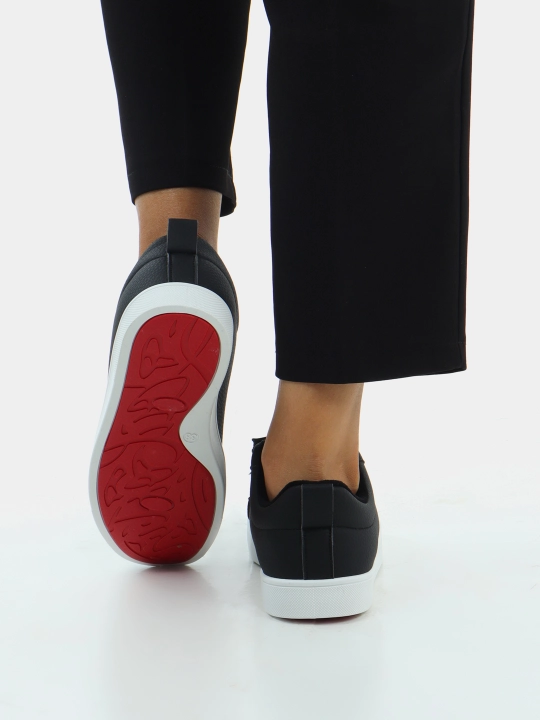 Ayollar uchun ichki mo‘ynali Louboutin kedlari, o‘lchamlar 36–41