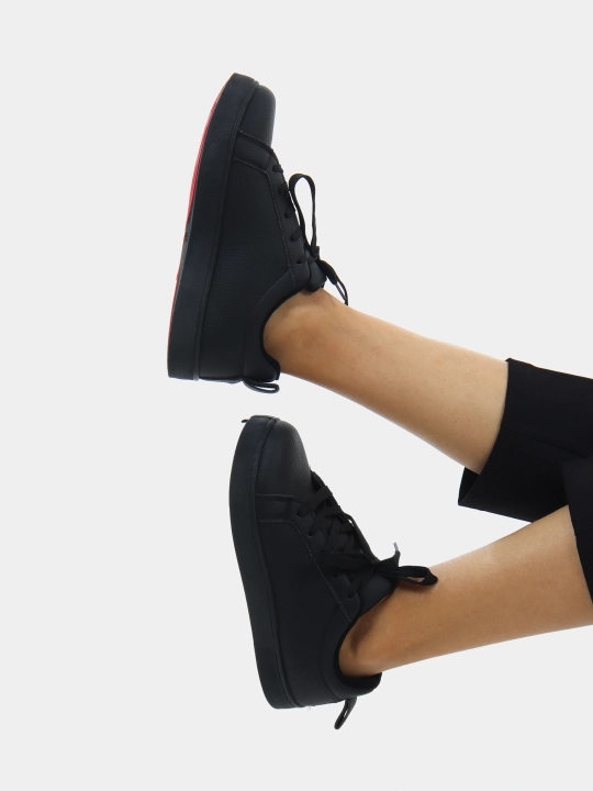Ayollar uchun ichki mo‘ynali Louboutin kedlari, o‘lchamlar 36–41